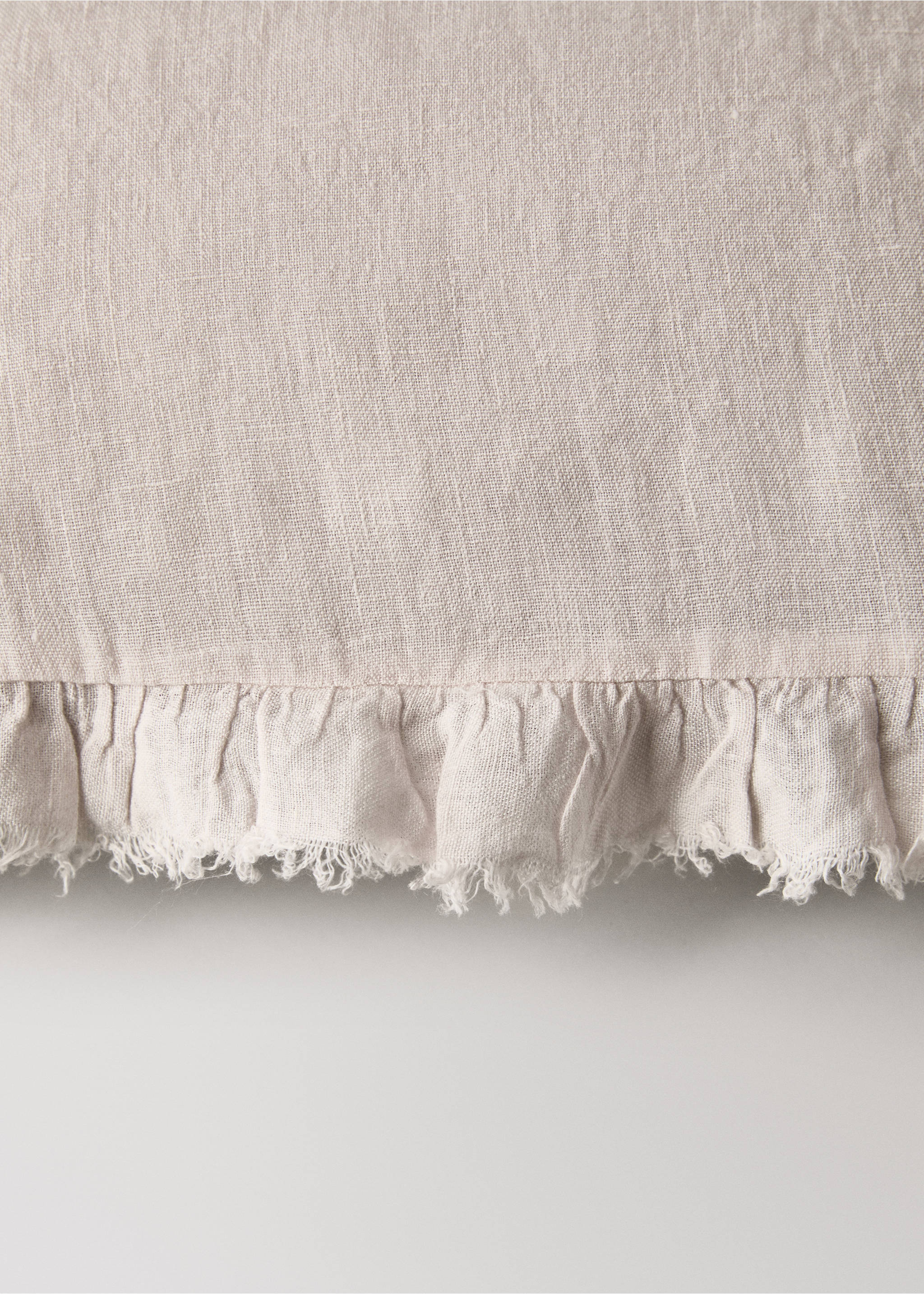 Dječja jastučnica od lana s volanom 30 x 40 cm - Detalji artikla 3, Boja pijeska. Ref: 17071579-00.