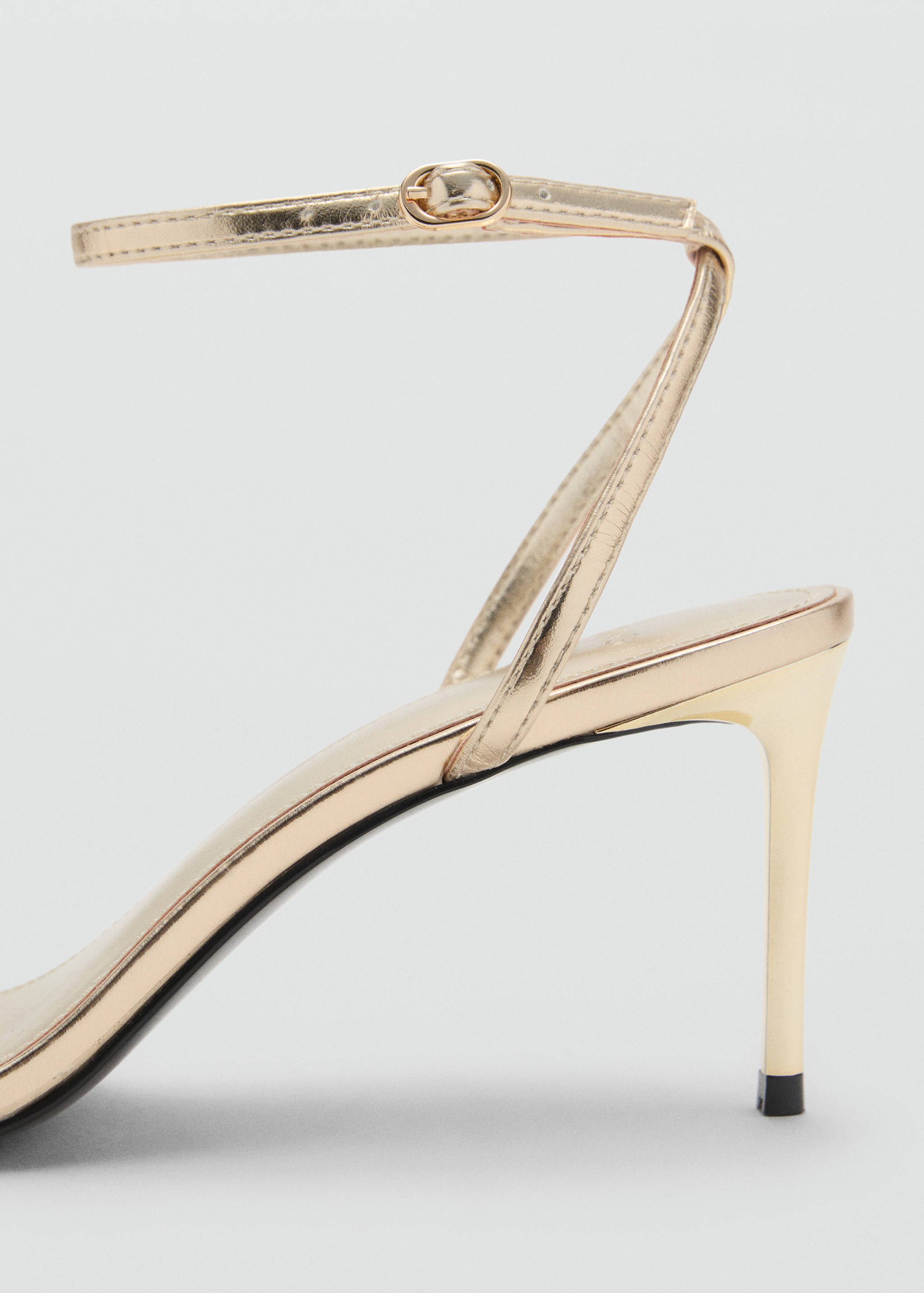 Heeled sandals with straps - Details of the article 1