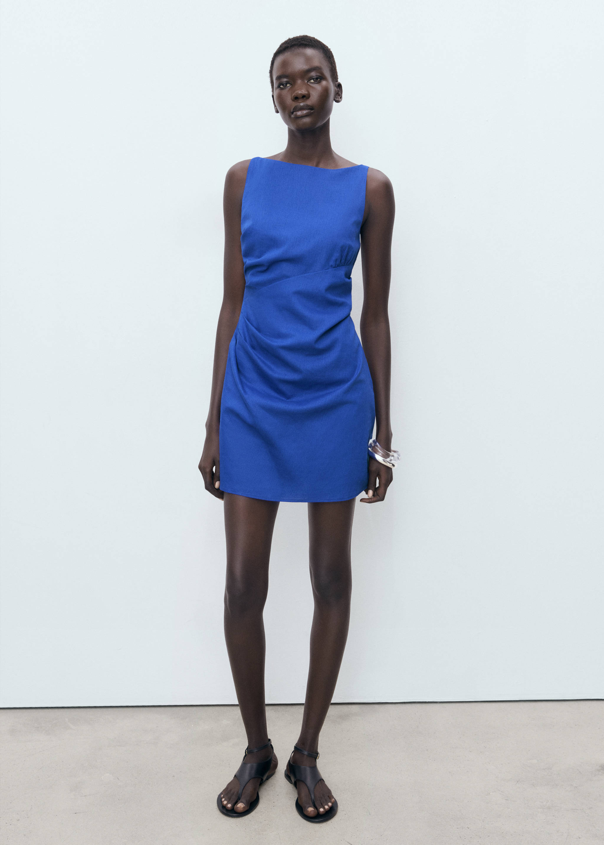 Φόρεμα λινό ντραπέ - Γενικό πλάνο