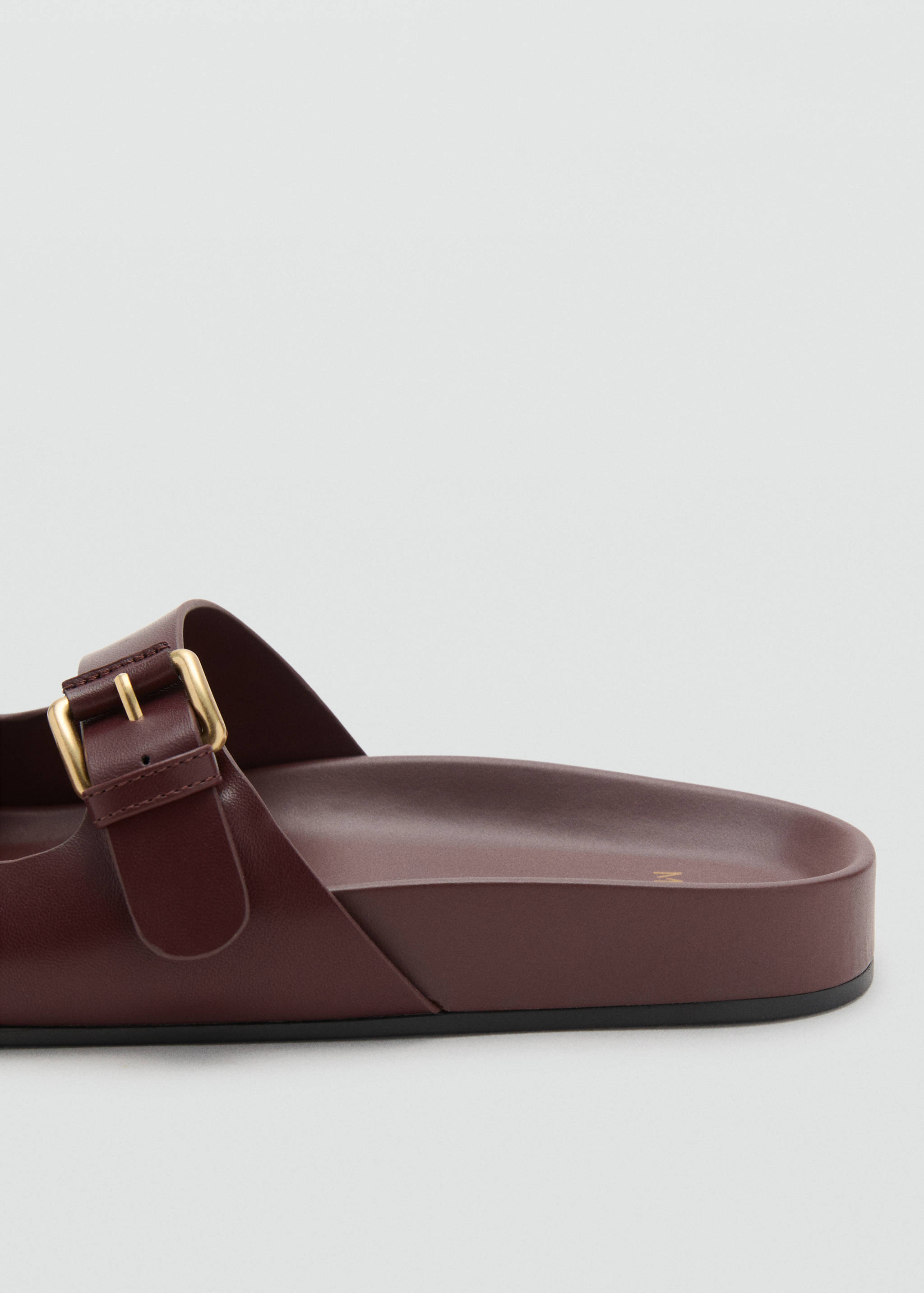 Buckle flat sandals - Details of the article 2