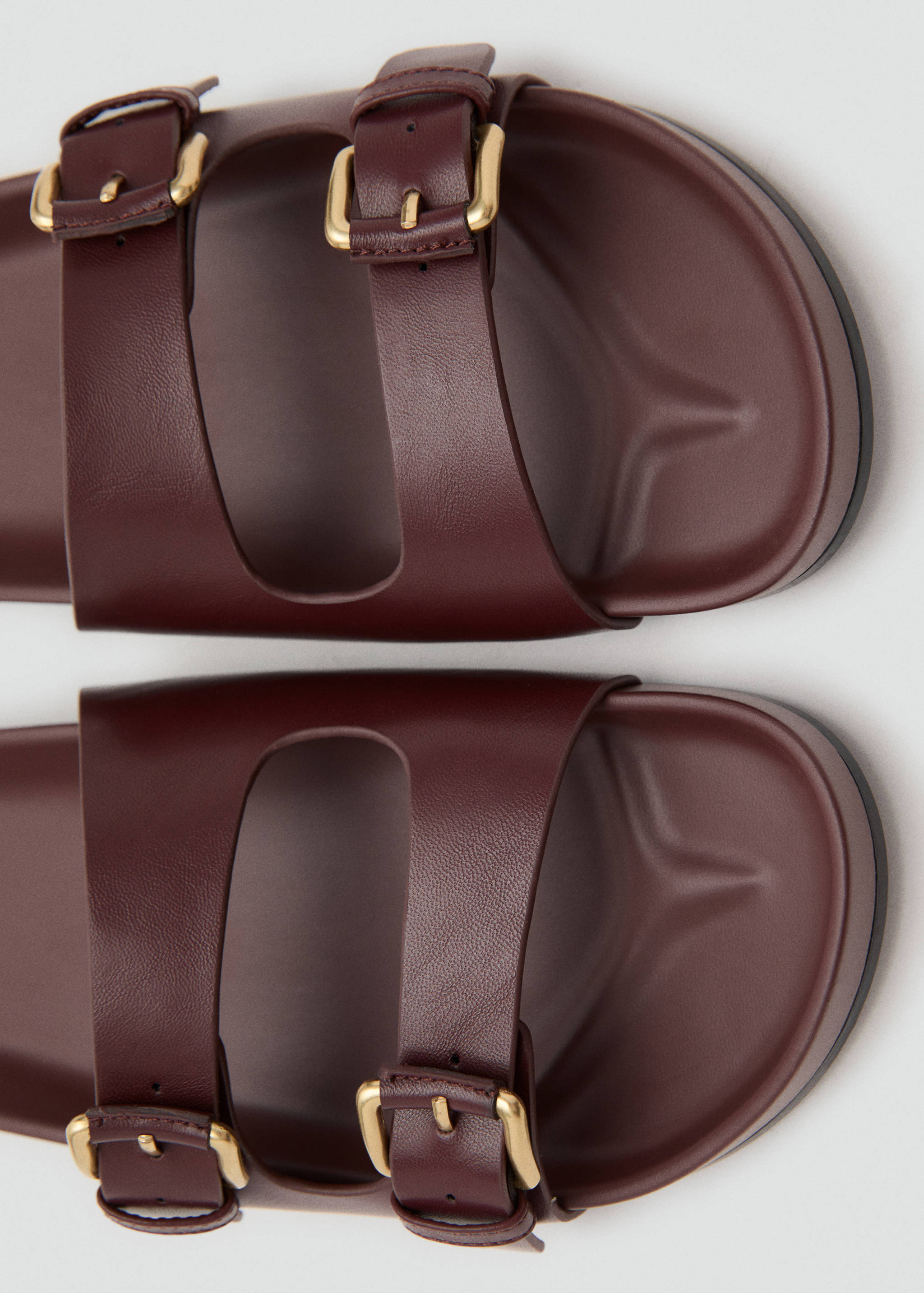 Buckle flat sandals - Details of the article 3