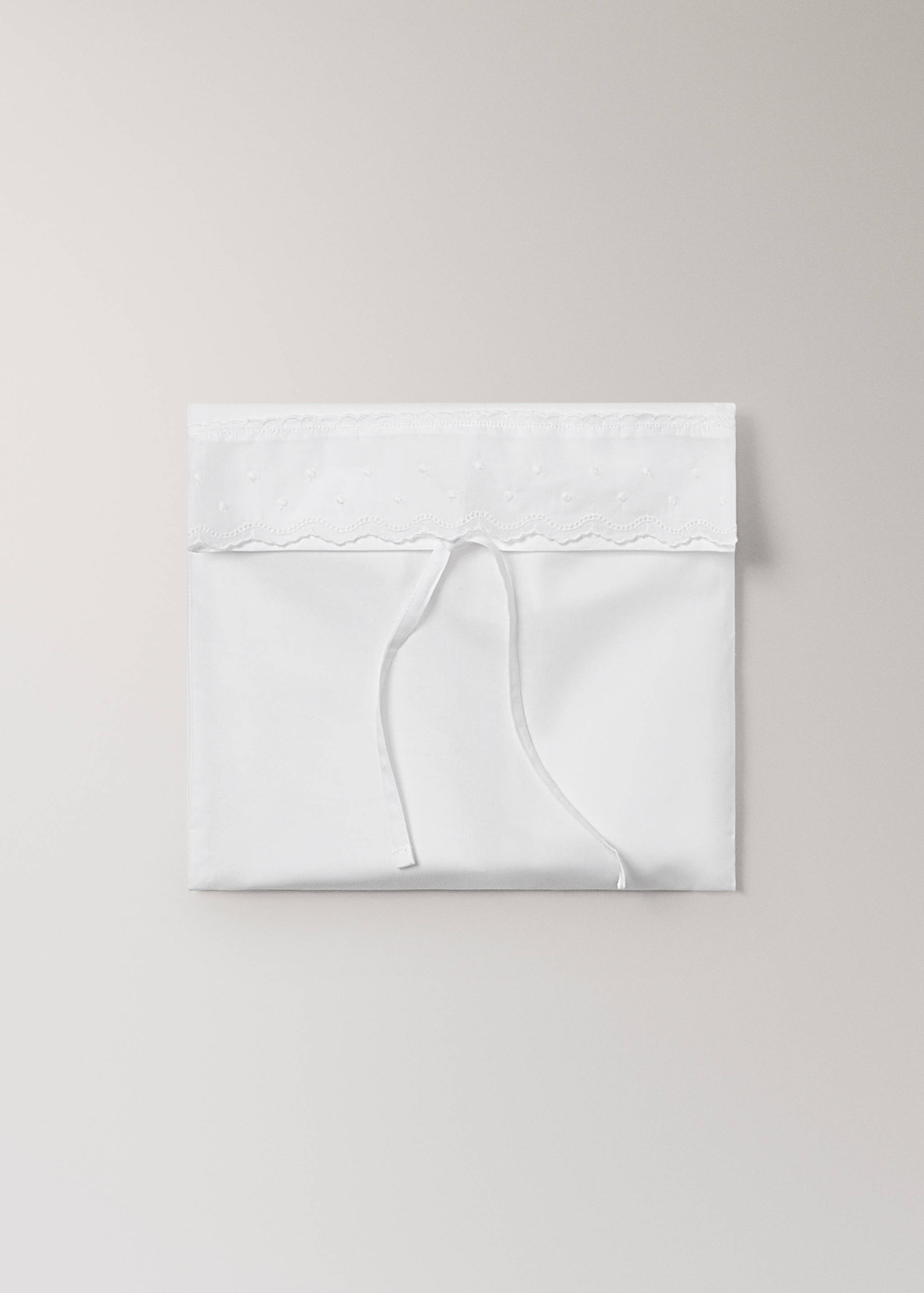 Embroidered frilly pillow and top sheet for mini-cot - Details of the article 5