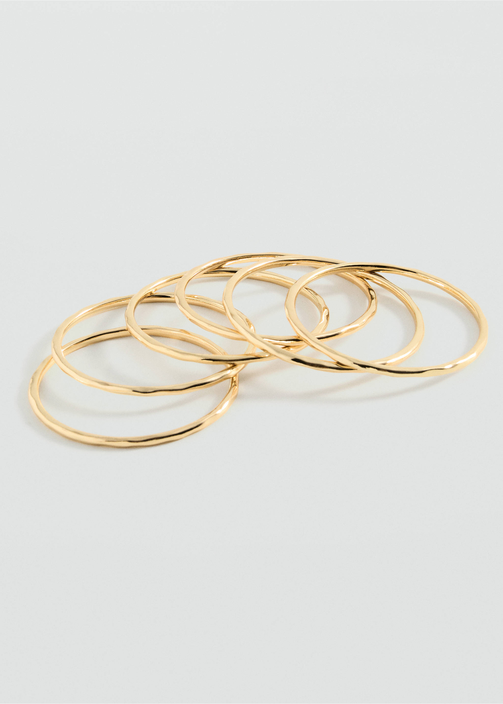 Set bracelets rigides - Plan moyen, Or. Ref: 17072550-00.