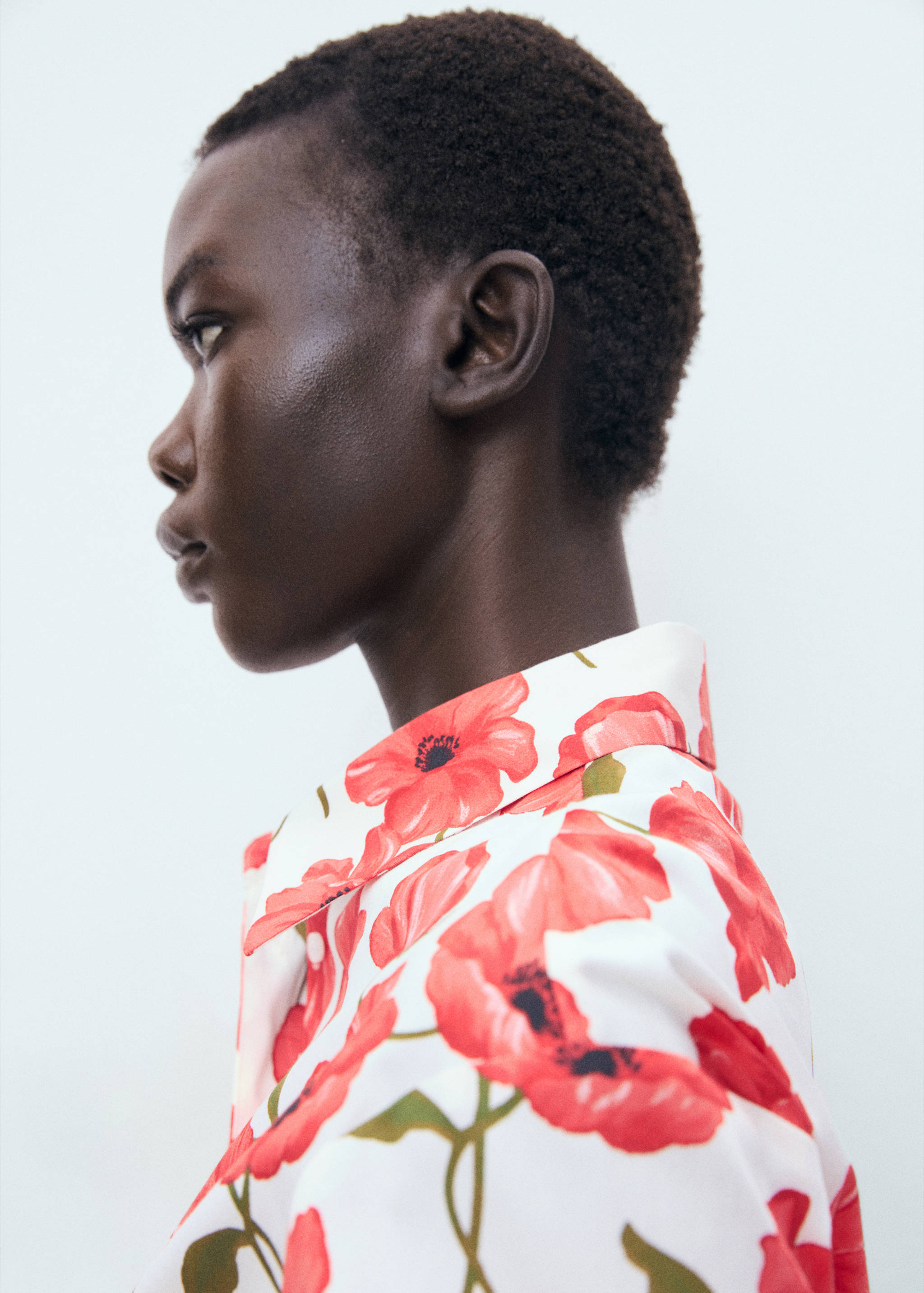 Floral-print poplin shirt - Details of the article 1