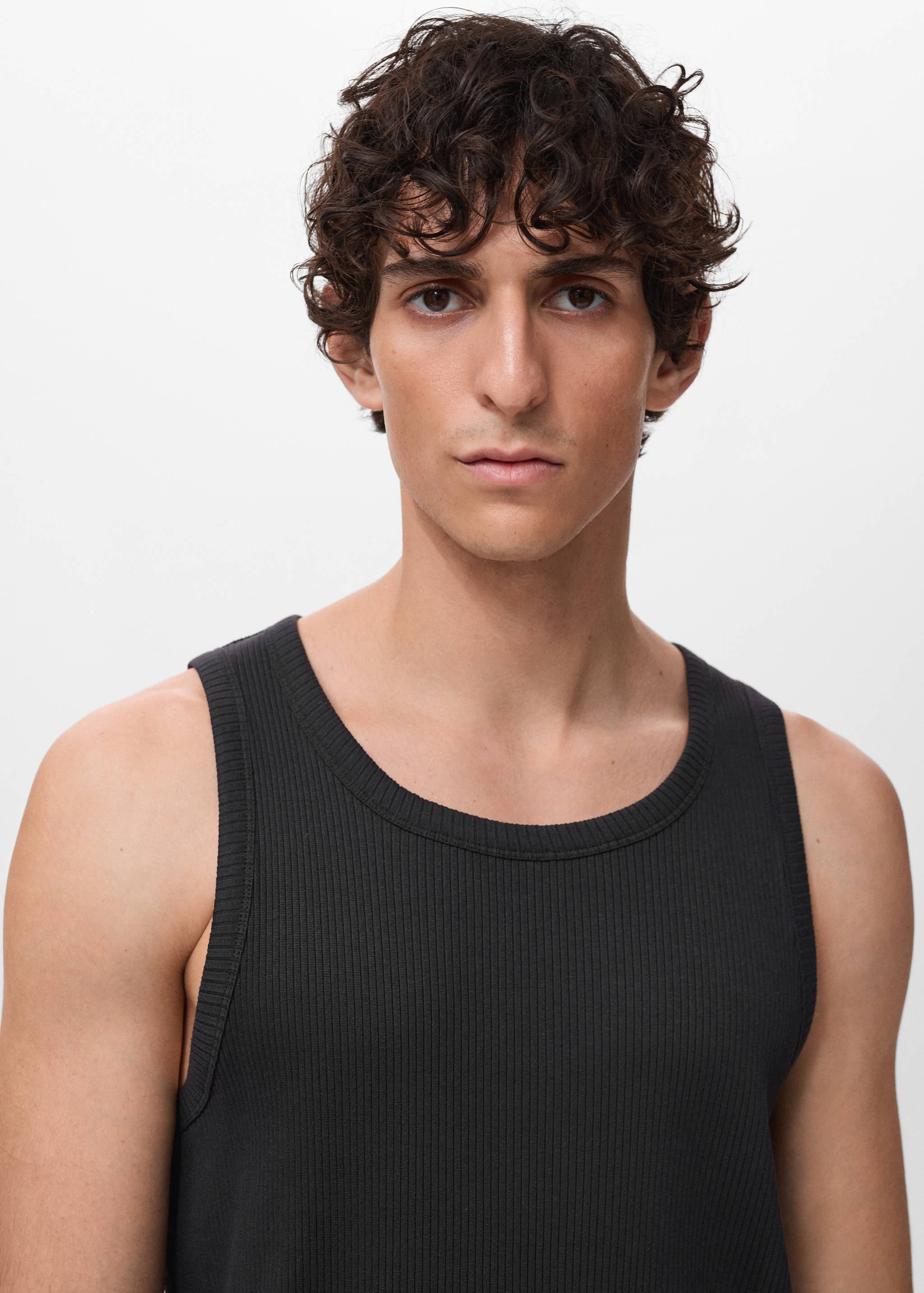 Slim-fit ribbed tank top - Details of the article 1