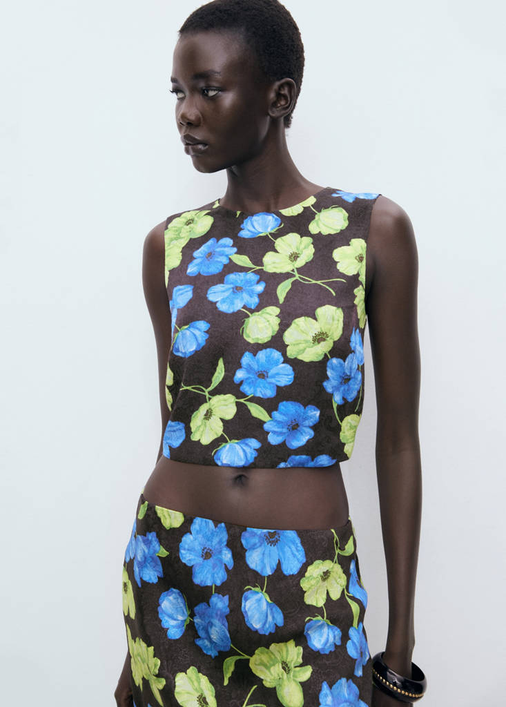 Floral-print open-back cropped blouse — Black