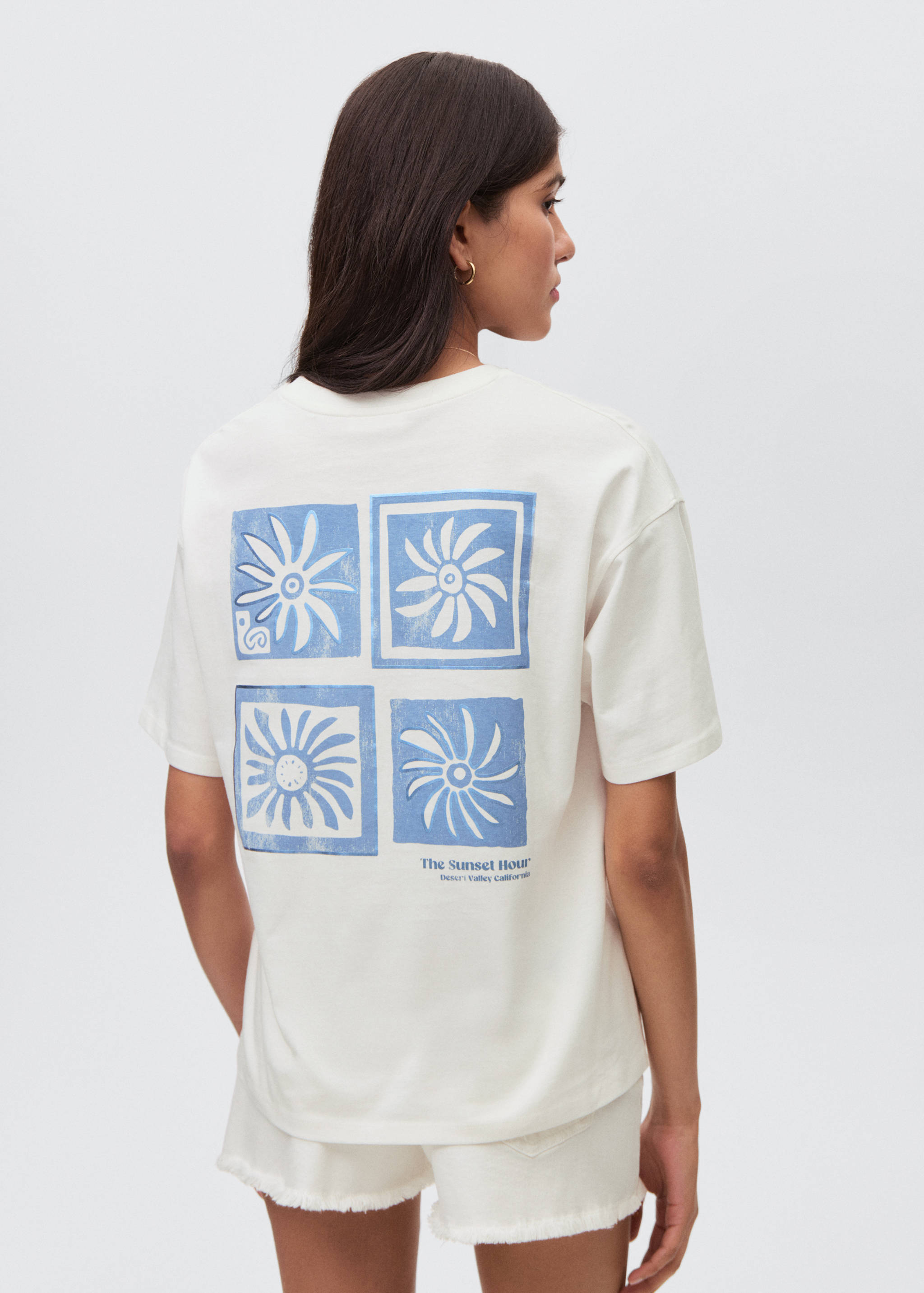 Хлопковая футболка с принтом - Обратная сторона изделия