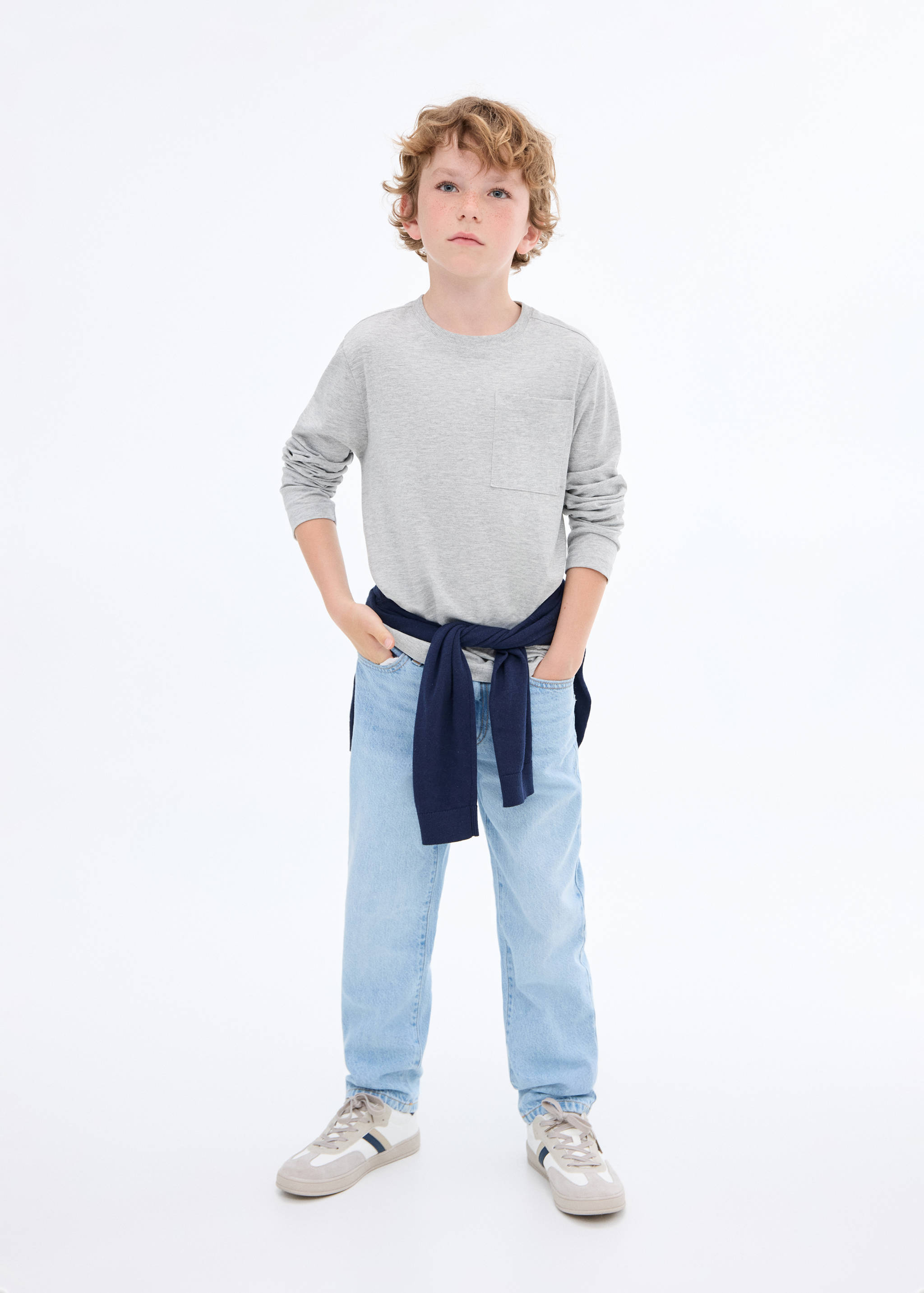 Long-sleeved t-shirt with pocket - General plane