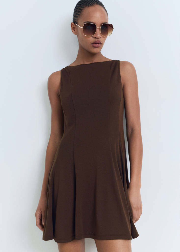 Pleated A-line dress — Chocolate