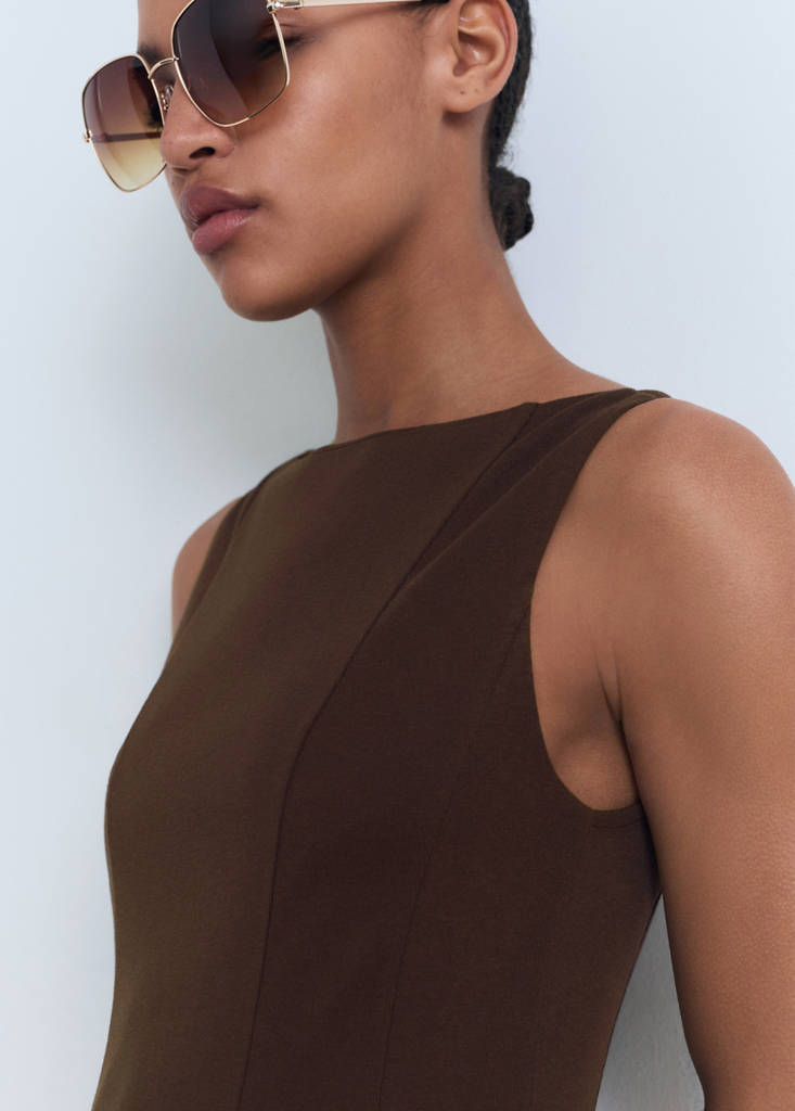 Pleated A-line dress — Chocolate