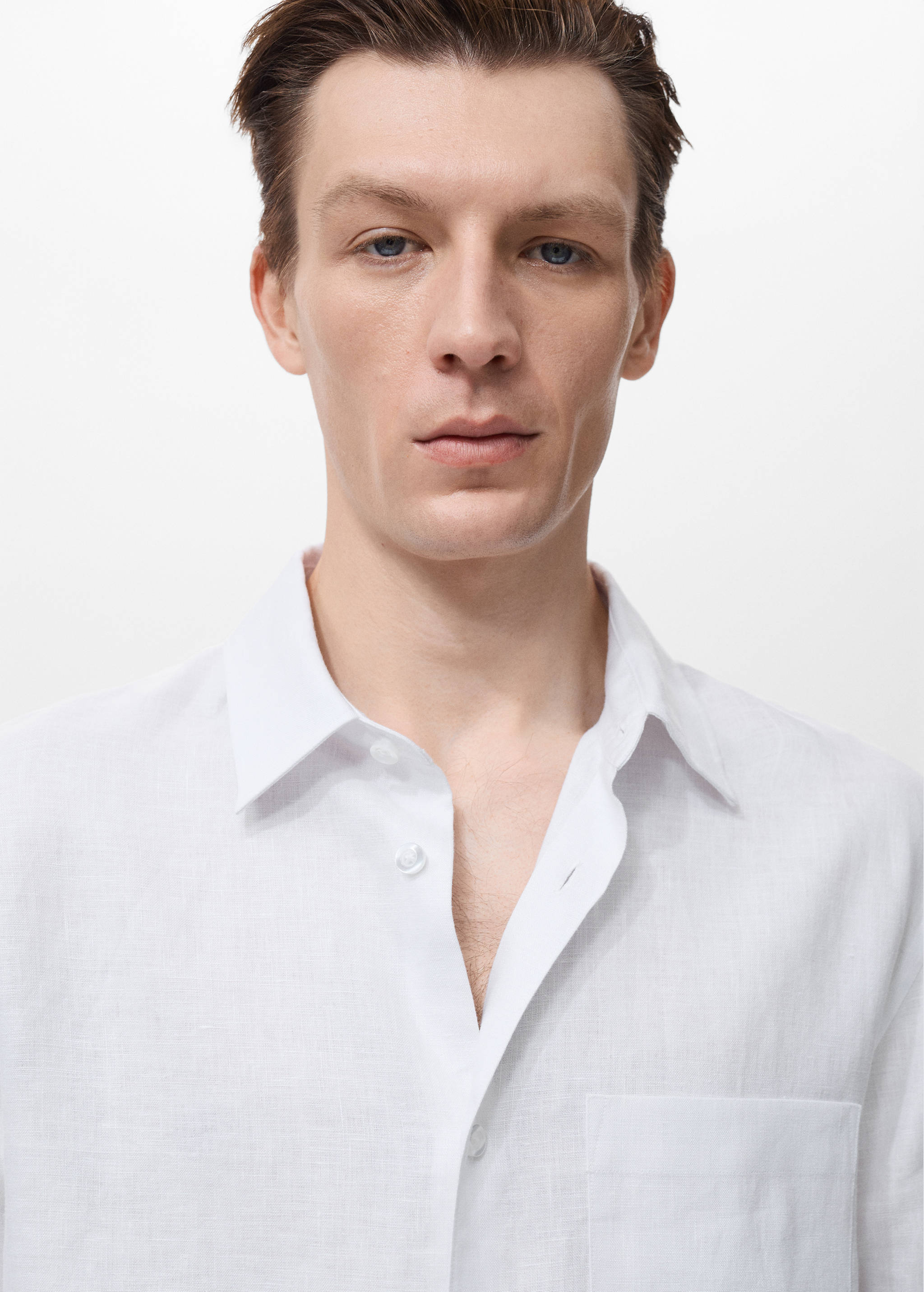 100% linen shirt with pocket - Details of the article 1