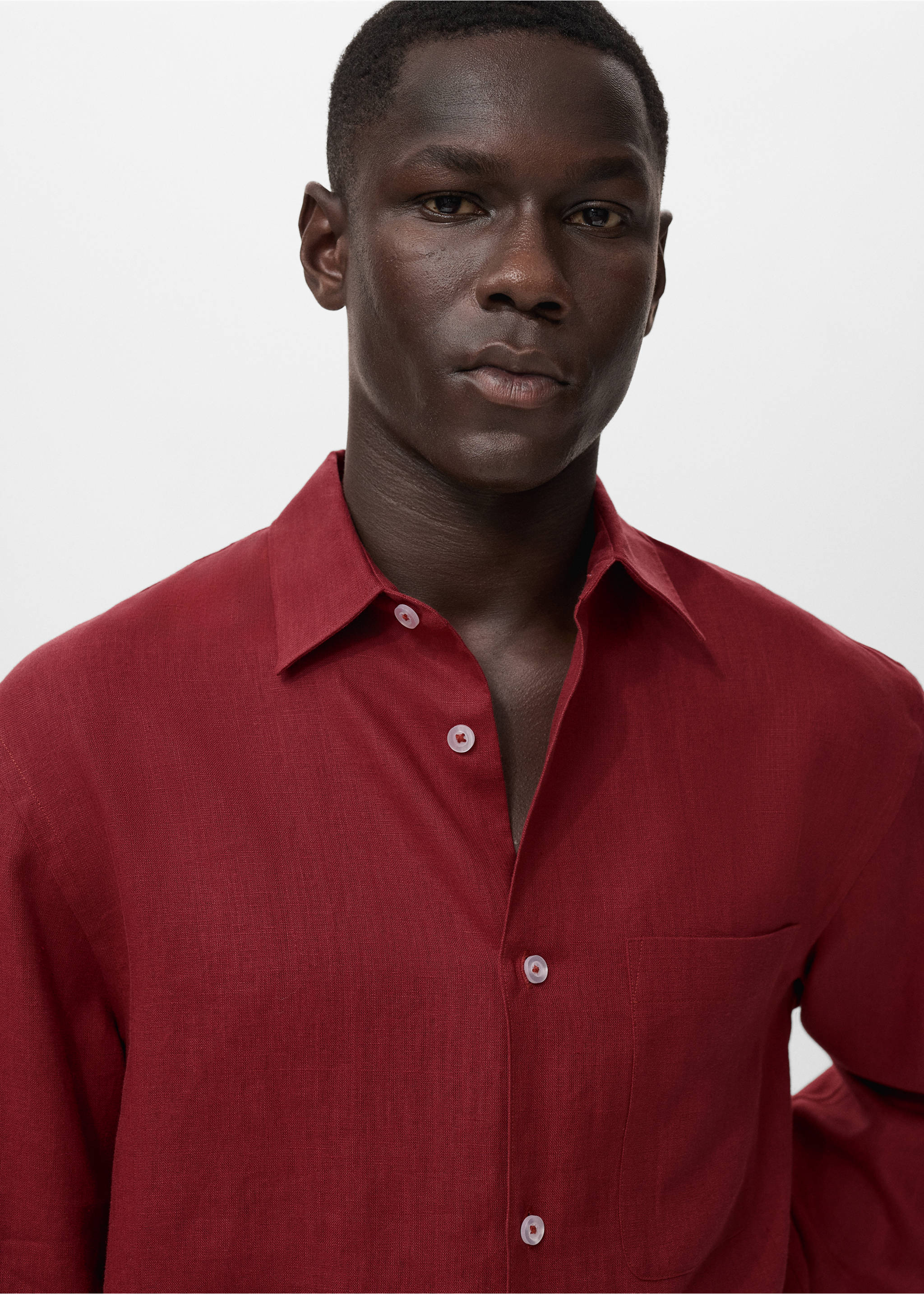 قميص كتان 100٪ مع جيب - تفاصيل المنتج 1, أحمر فاتح. Ref: 17072912-01.