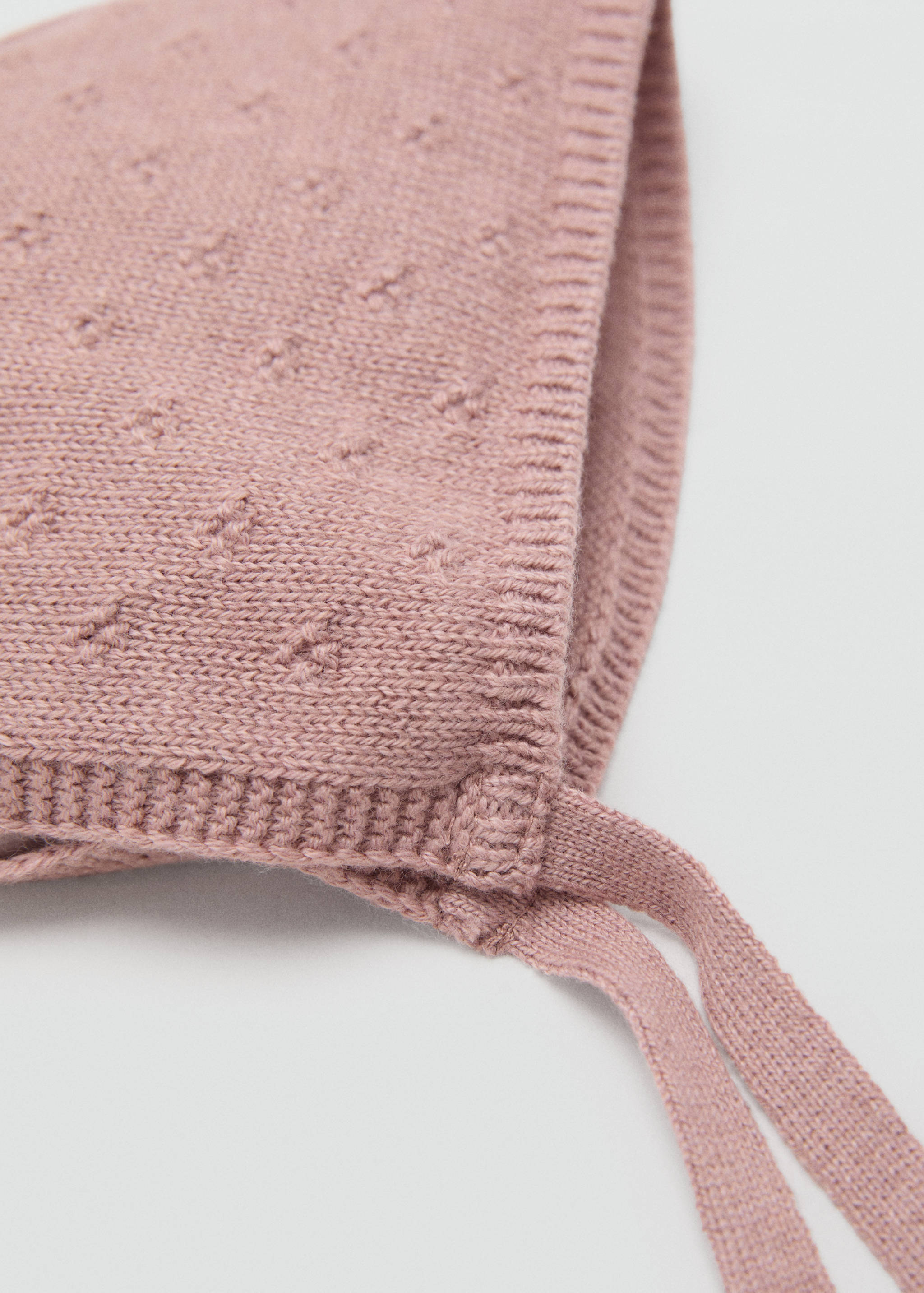 Knitted bonnet - Medium plane