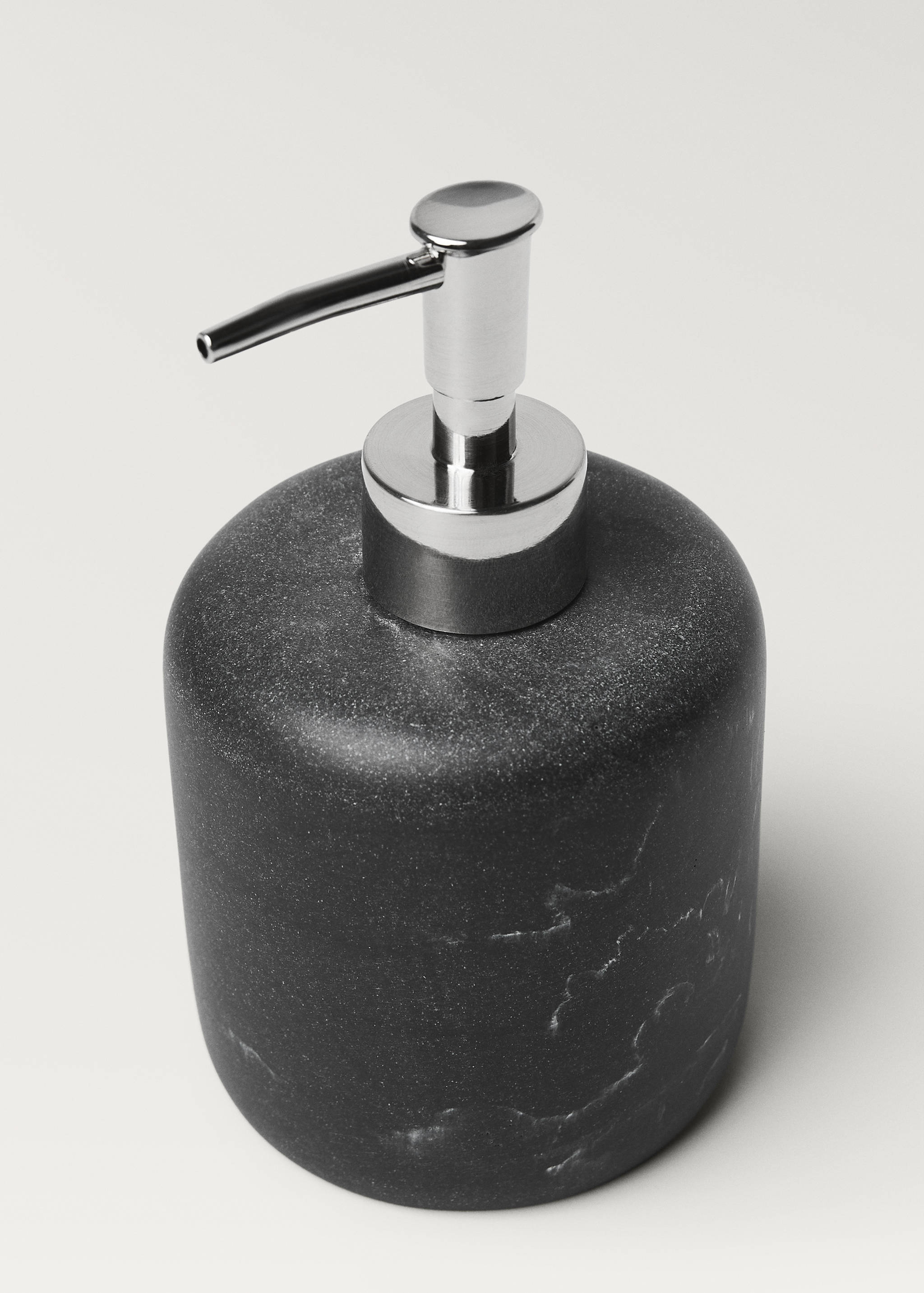 Marble-effect dispenser - Details of the article 1