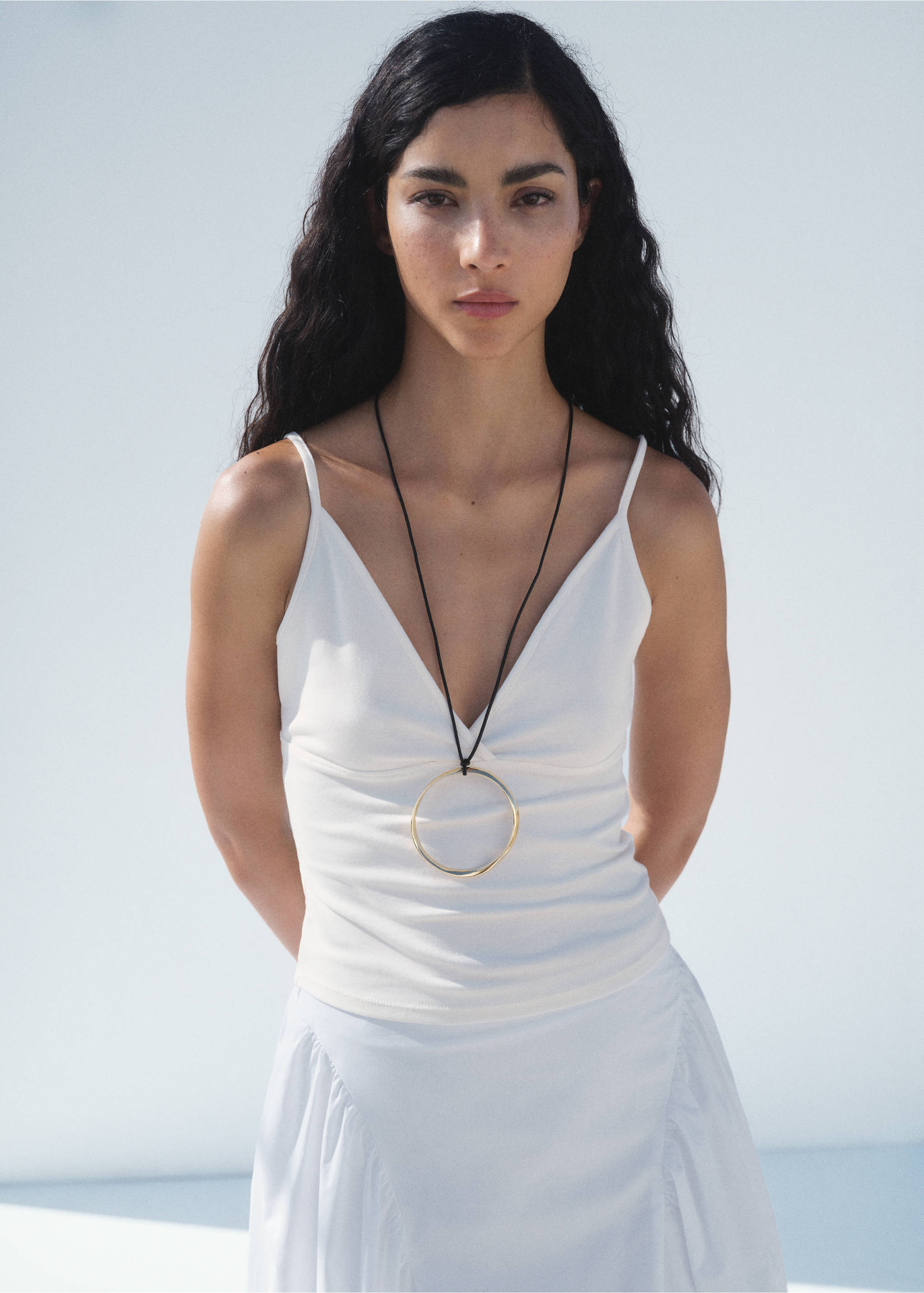 Pamuklu büzgülü midi etek - Ürün detayı 1, Beyaz. Ref: 17072925-00.