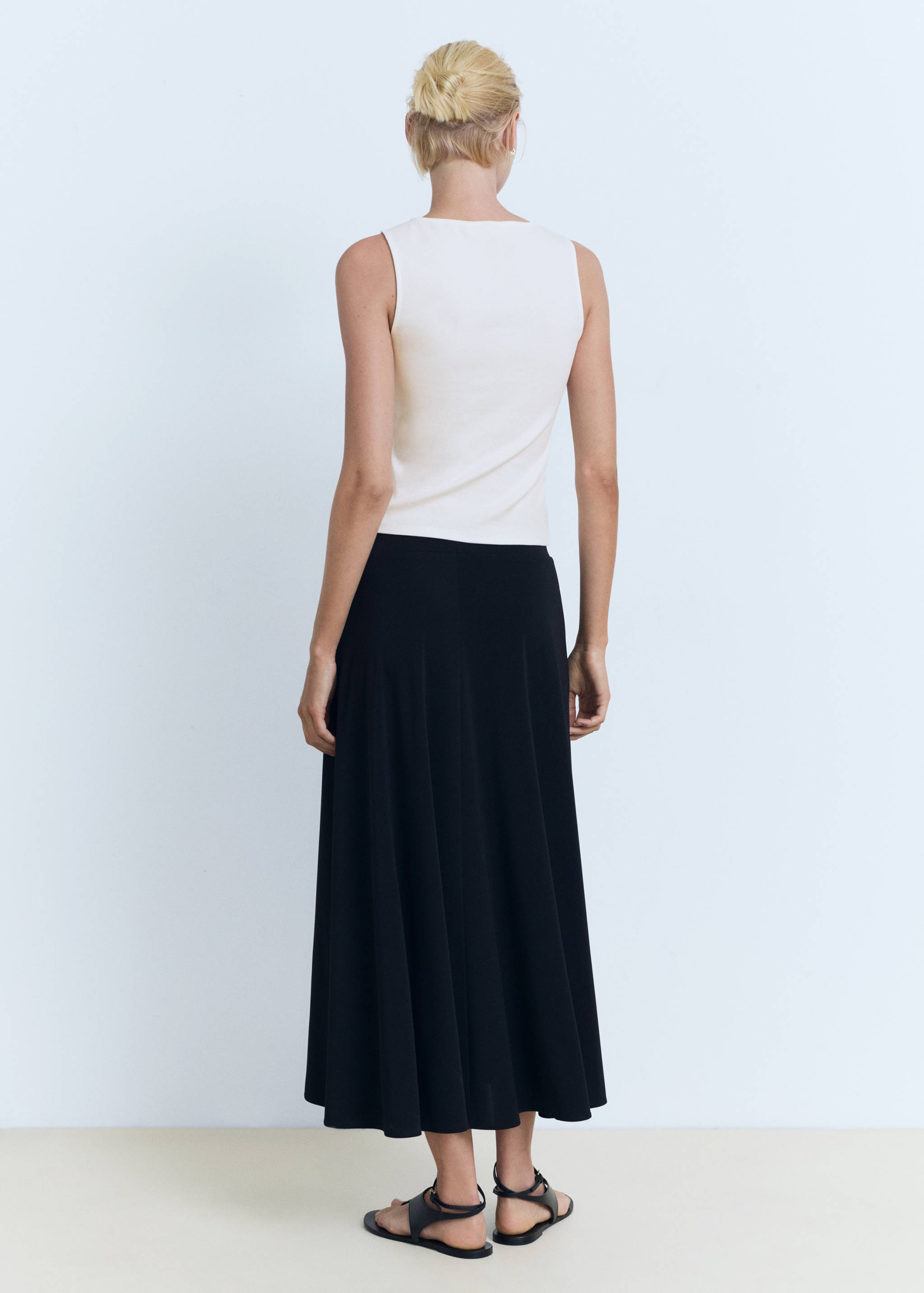 Cotton studded top - Reverse of the article