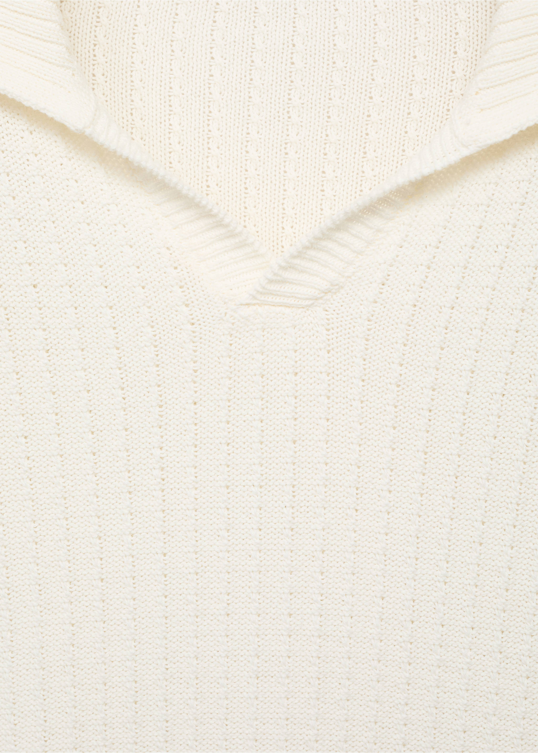 Polo 100% algodón punto estructura - Detalle del artículo 8, Blanco roto. Ref: 17072930-00.