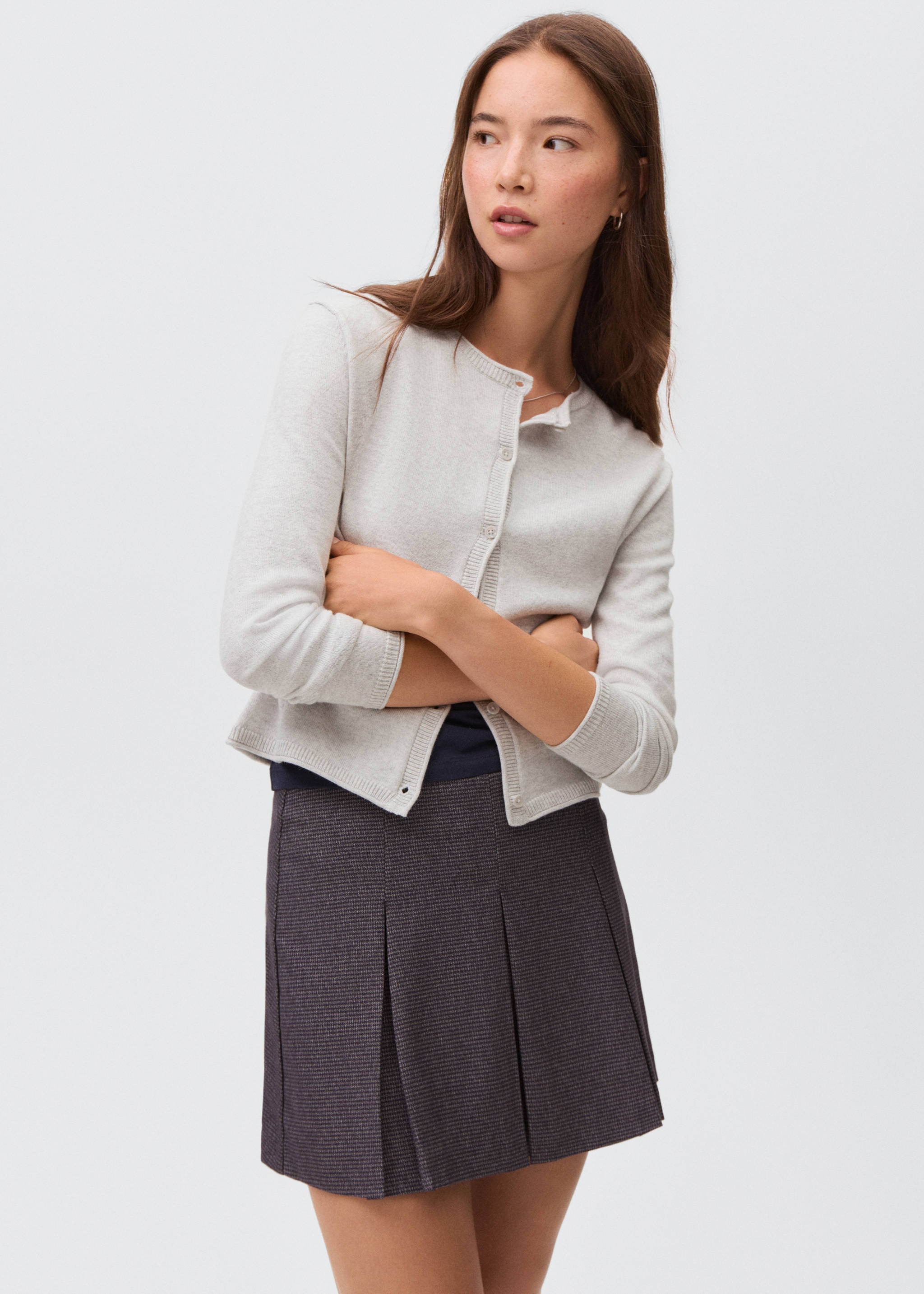 Knitted button cardigan - Medium plane