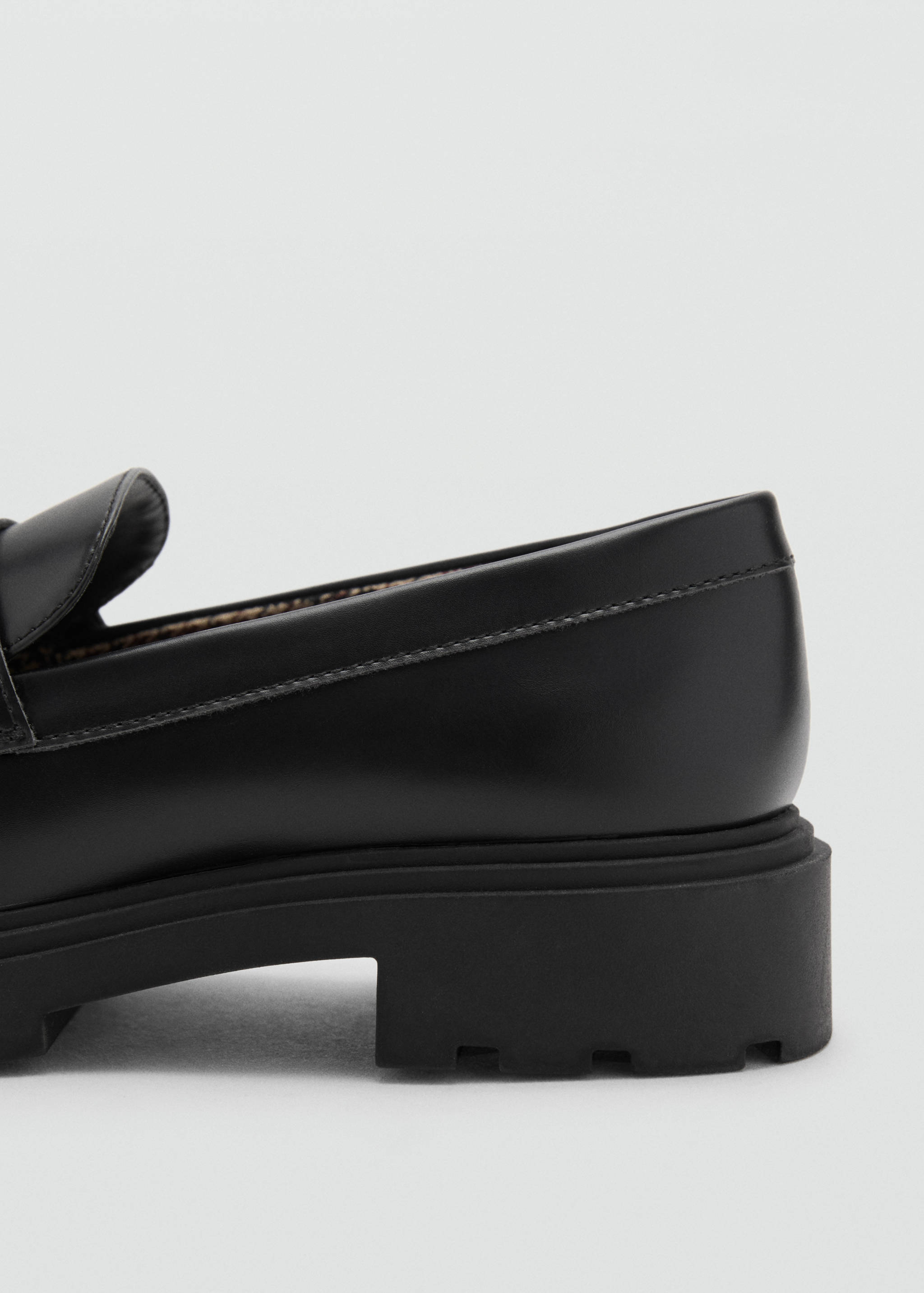 Classic loafers - Details of the article 1