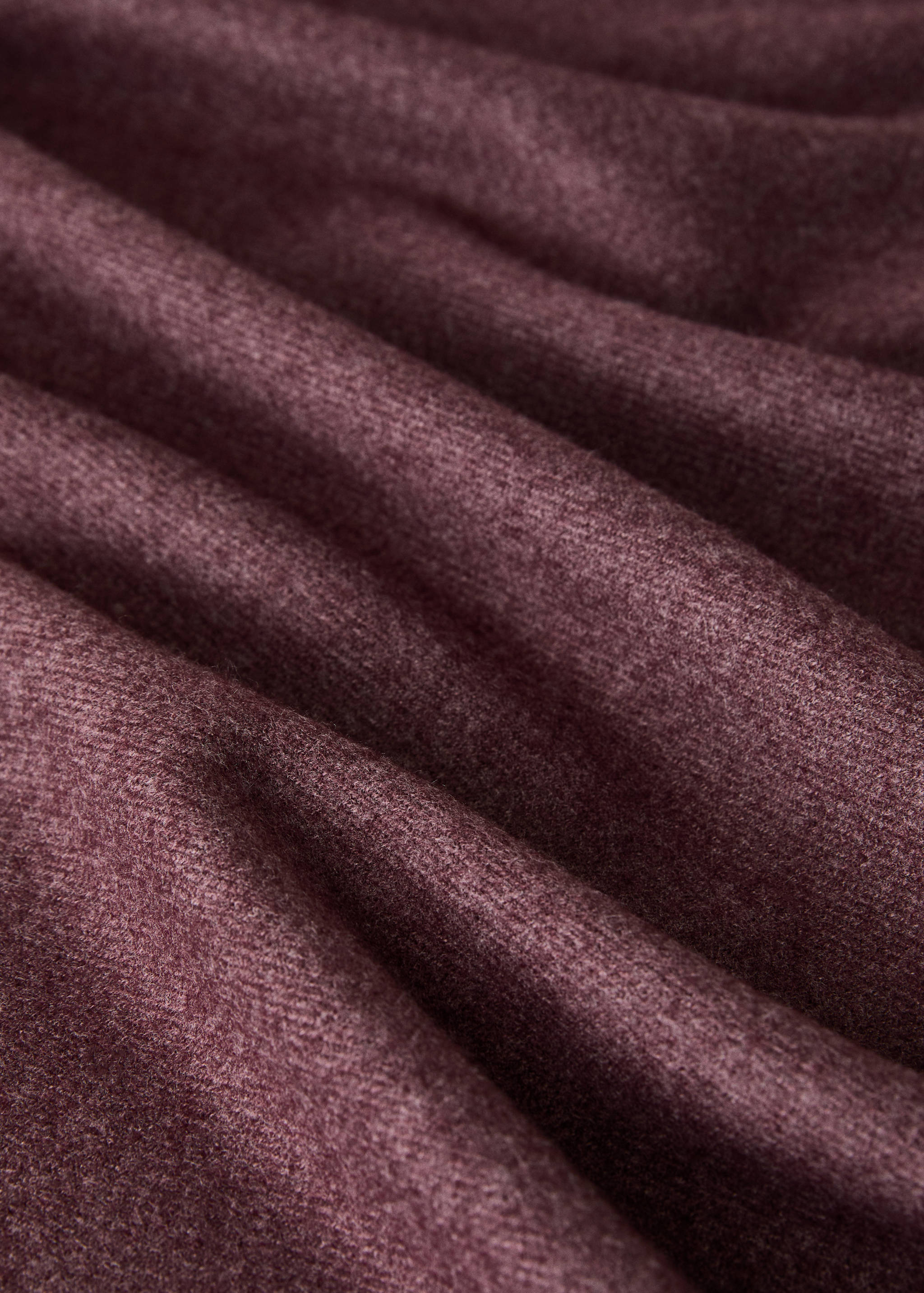 Ultra-light bone china dinner plate - Details of the article 2