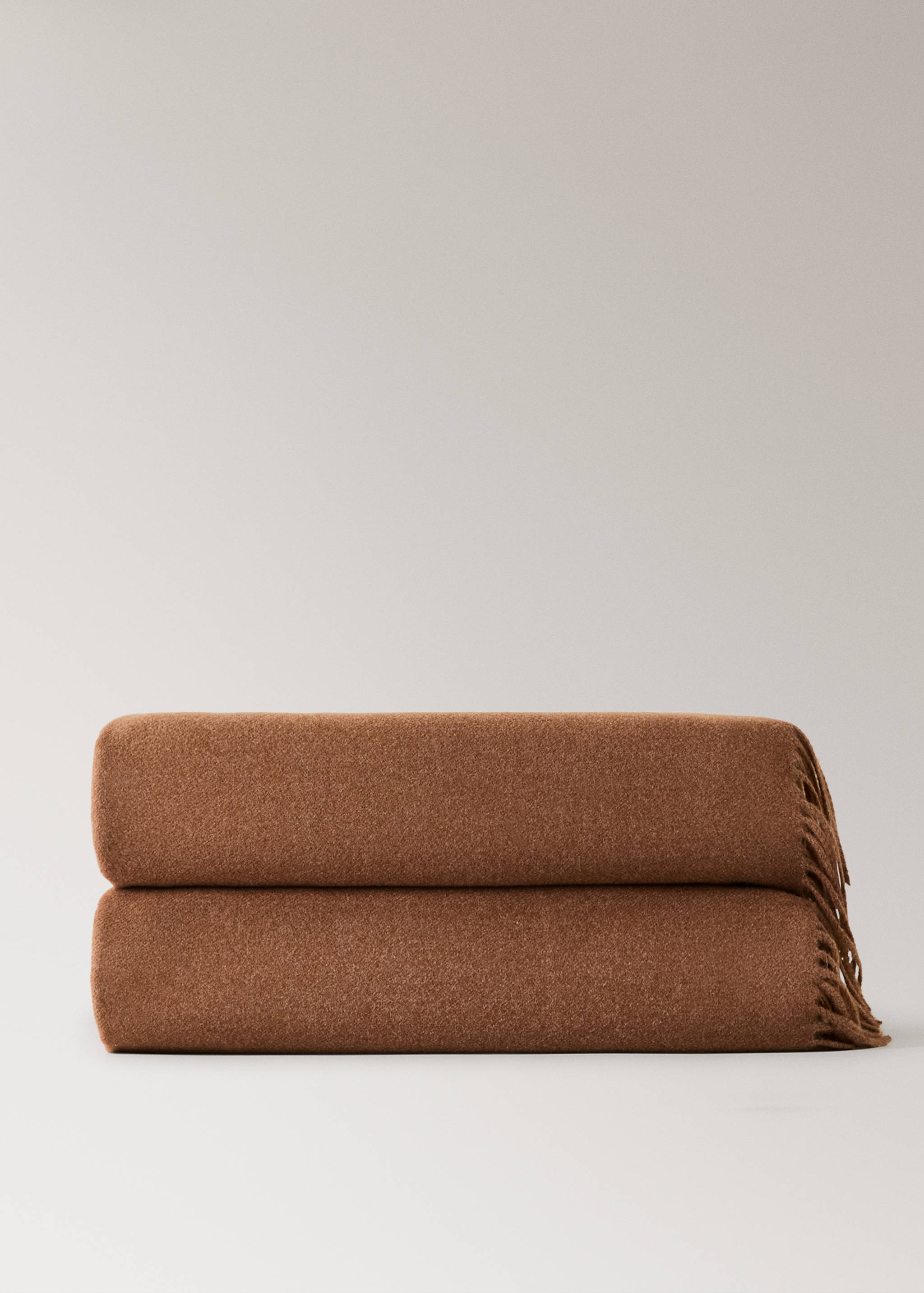 Ultra-light bone china dinner plate - Article without model