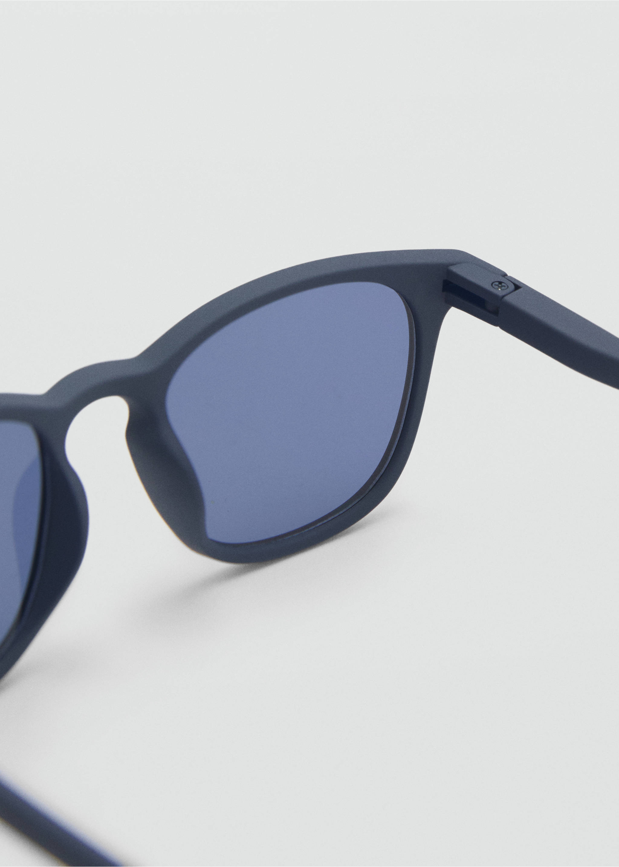 Square sunglasses - Details of the article 1, Dark Navy. Ref: 17073309-00.