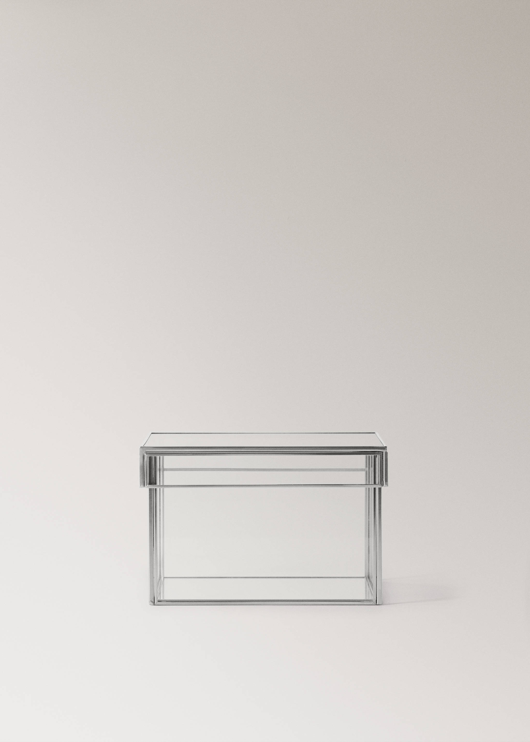 Kleine quadratische Metallbox - Artikel ohne Model