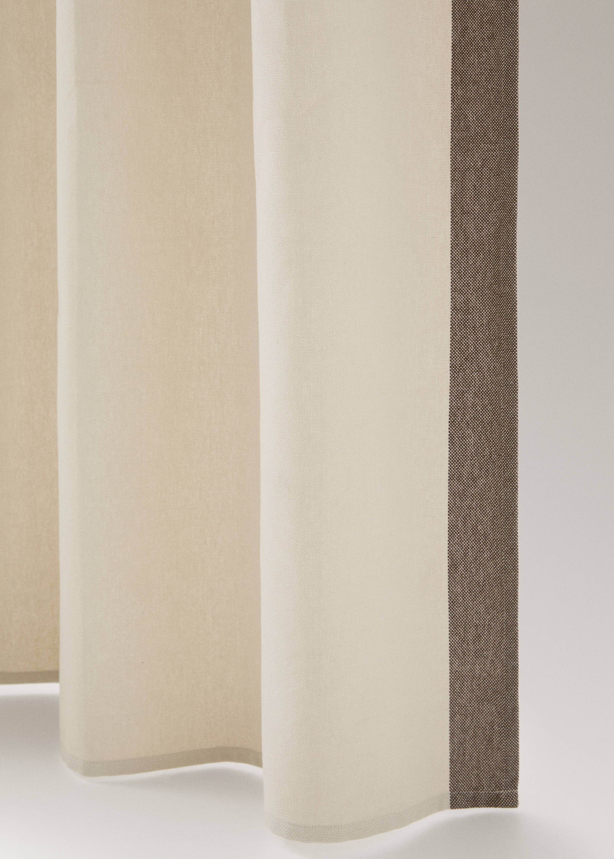 Curtain banda - Details of the article 3