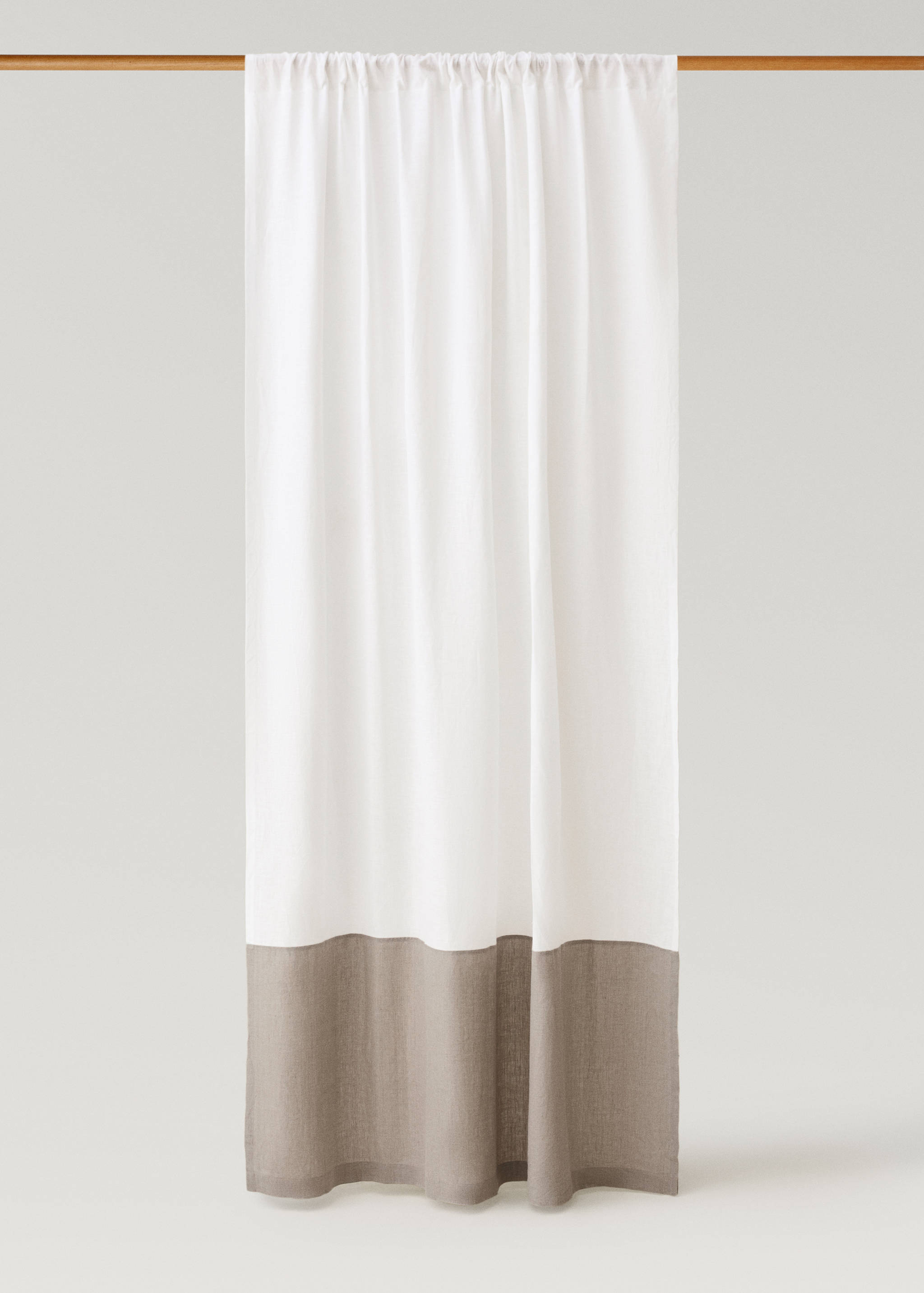 Reversible medium opacity linen curtain - Article without model
