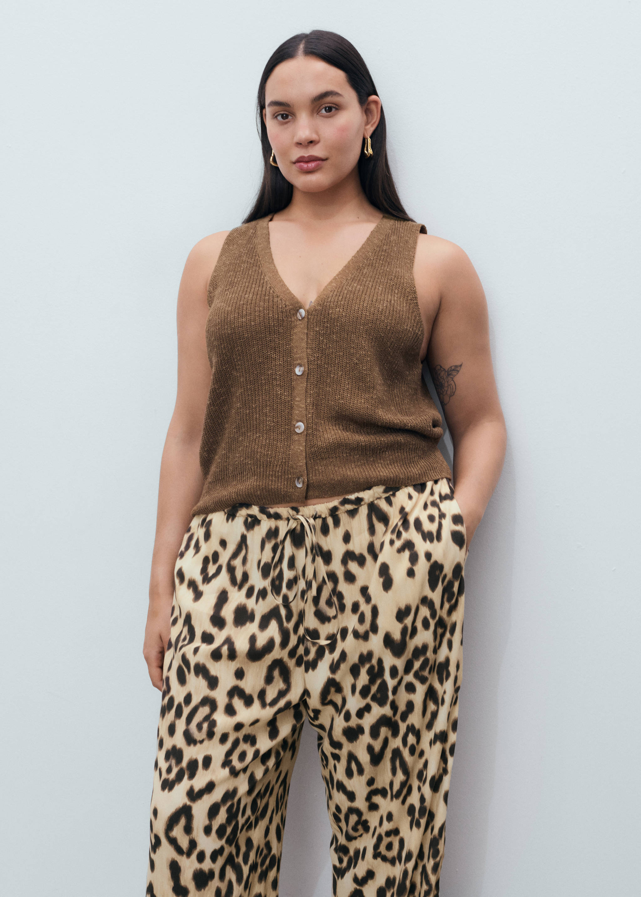 Leopard straight pants - Details of the article 5