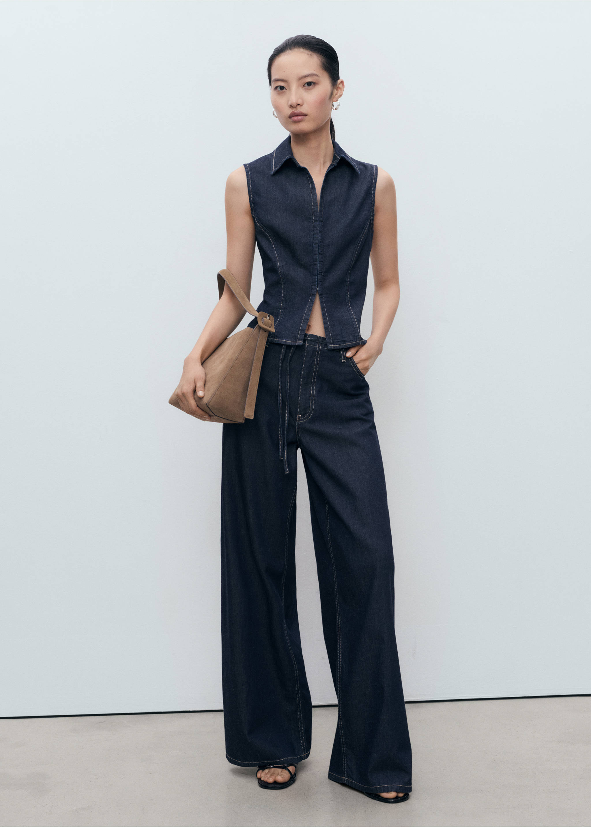 Джинсовый топ с контрастной строчкой - Общий план, Синий. Ref: 17073331-00.