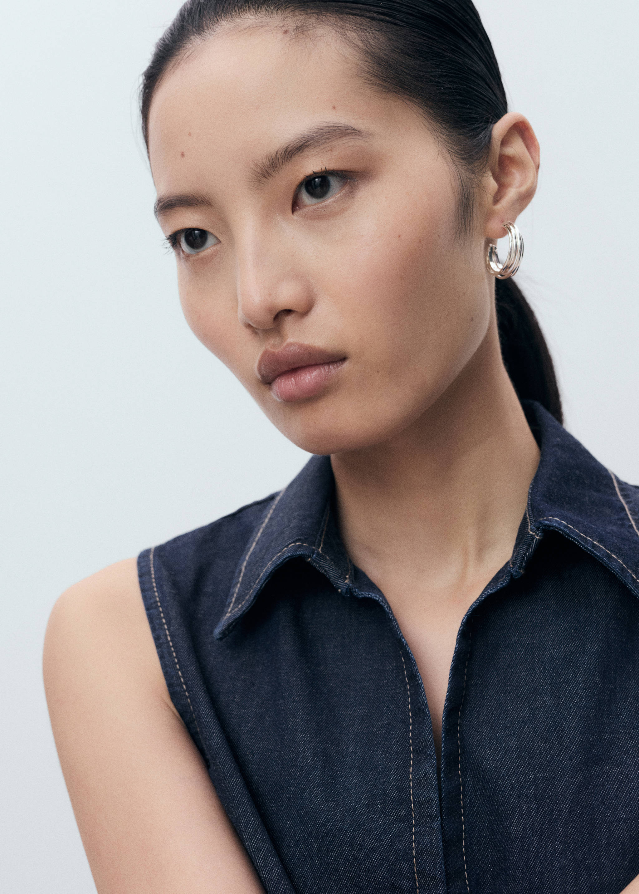 Джинсовый топ с контрастной строчкой - Деталь изделия 6