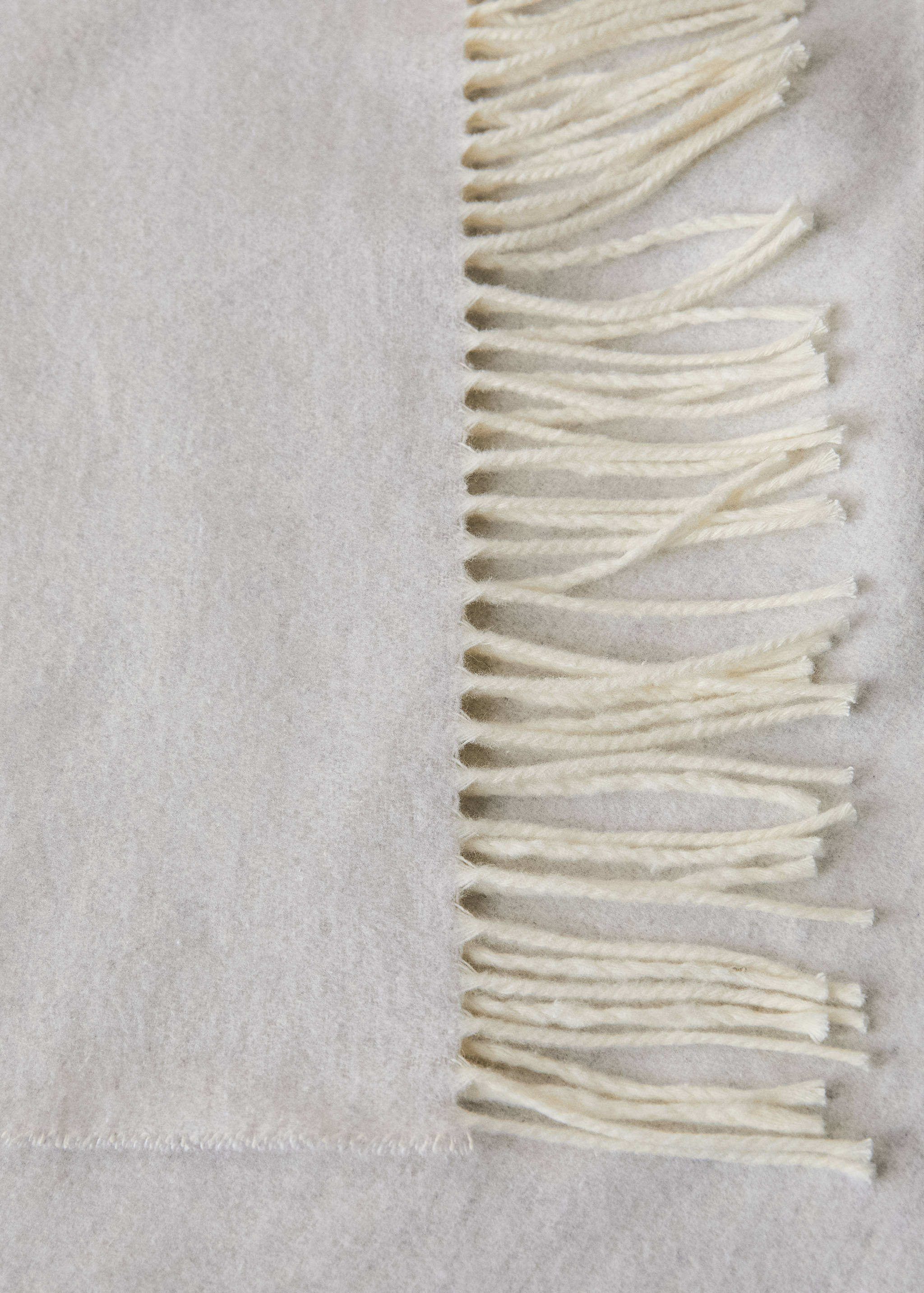 Double-sided cotton blanket with fringes - Details of the article 2