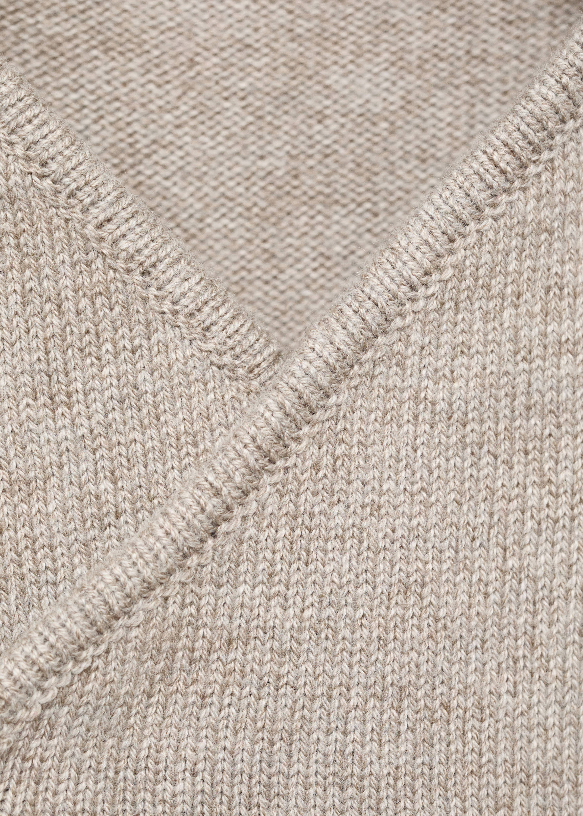 Jumpsuit with cross-over stitch - Details of the article 8