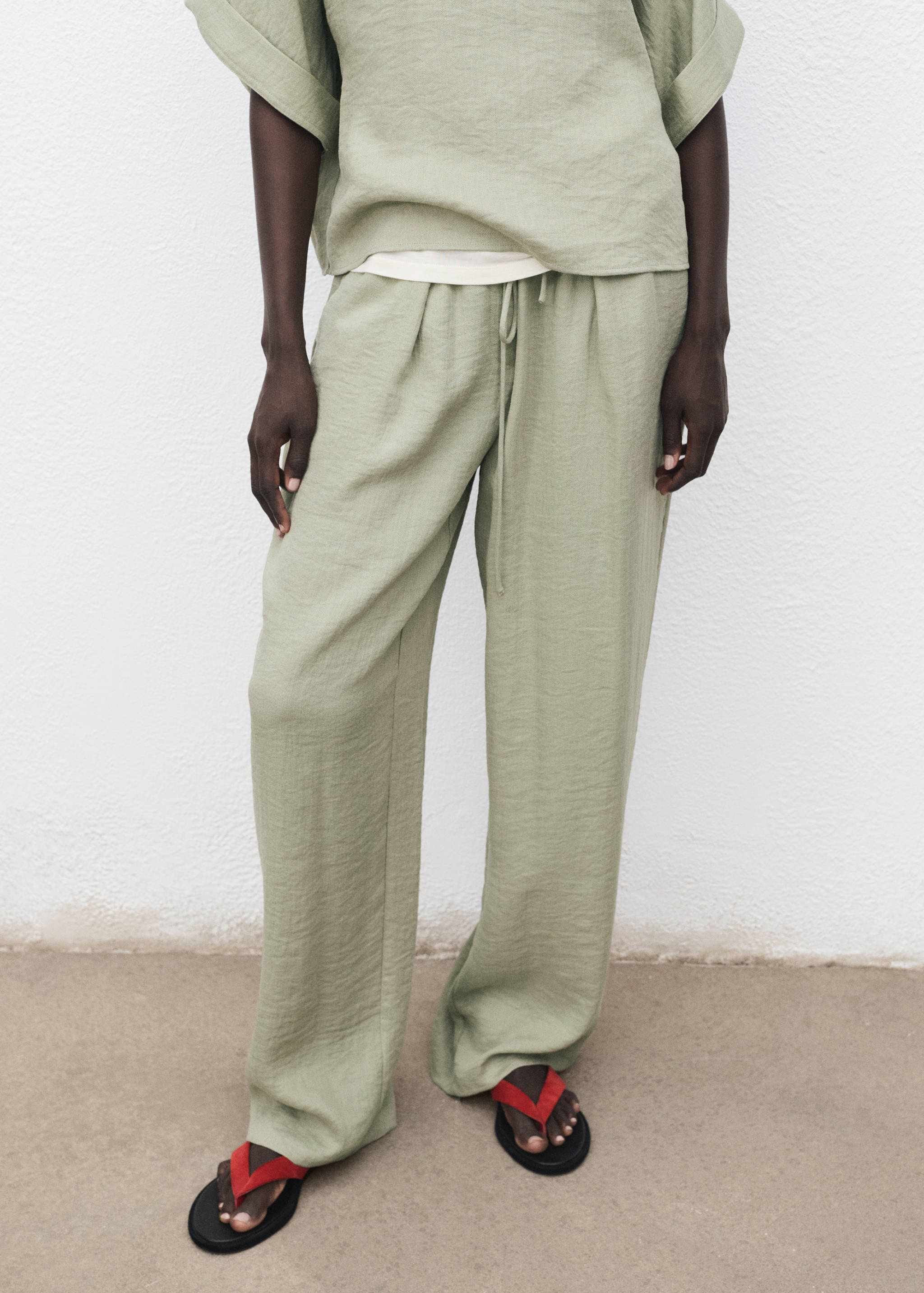 Straight textured trousers - Medium plane