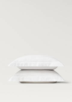 Two 300-thread count cotton satin striped pillowcases 60x60 cm — White 2