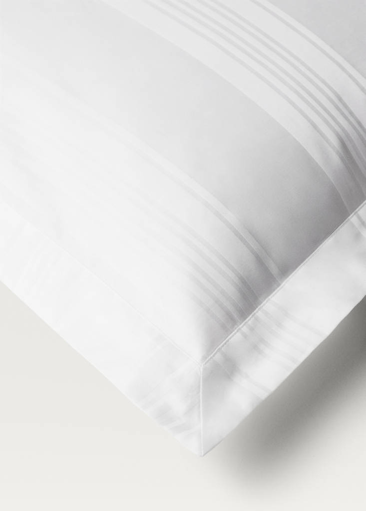 Two 300-thread count cotton satin striped pillowcases 60x60 cm — White