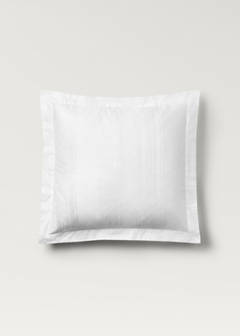 Two 300-thread count cotton satin striped pillowcases 60x60 cm — White 6