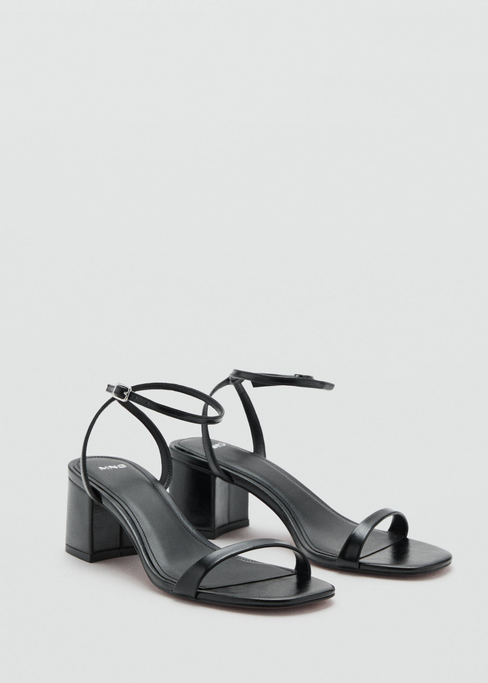 Block-heel sandals with strap - Medium plane
