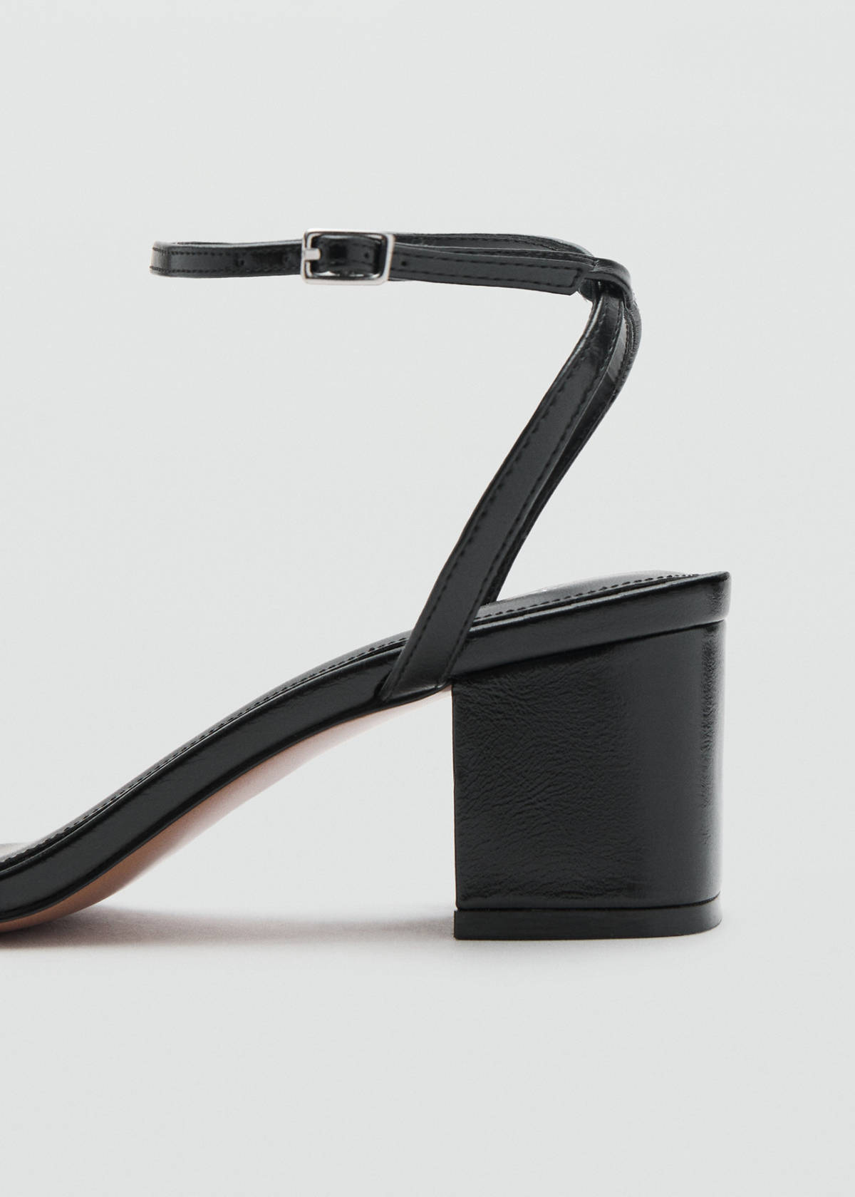 Block-heel sandals with strap — Black