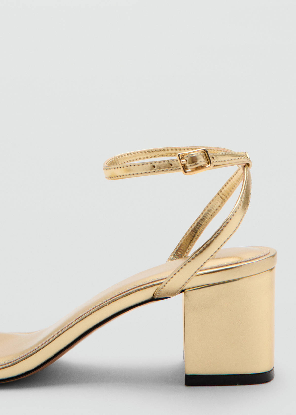 Block-heel sandals with strap — Gold