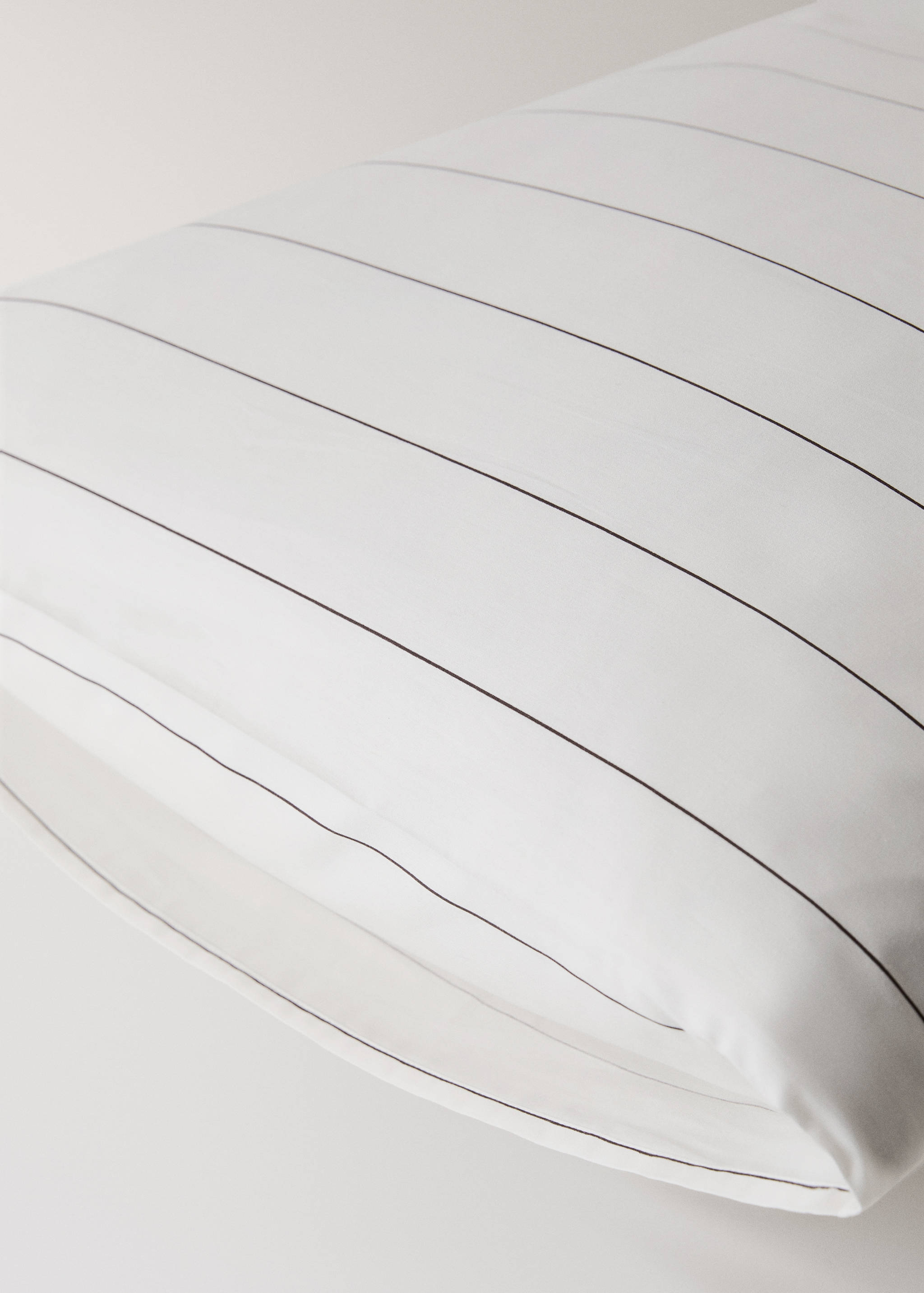 Funda coixinera cotó ratlles 60x60cm - Detall de l'article 3