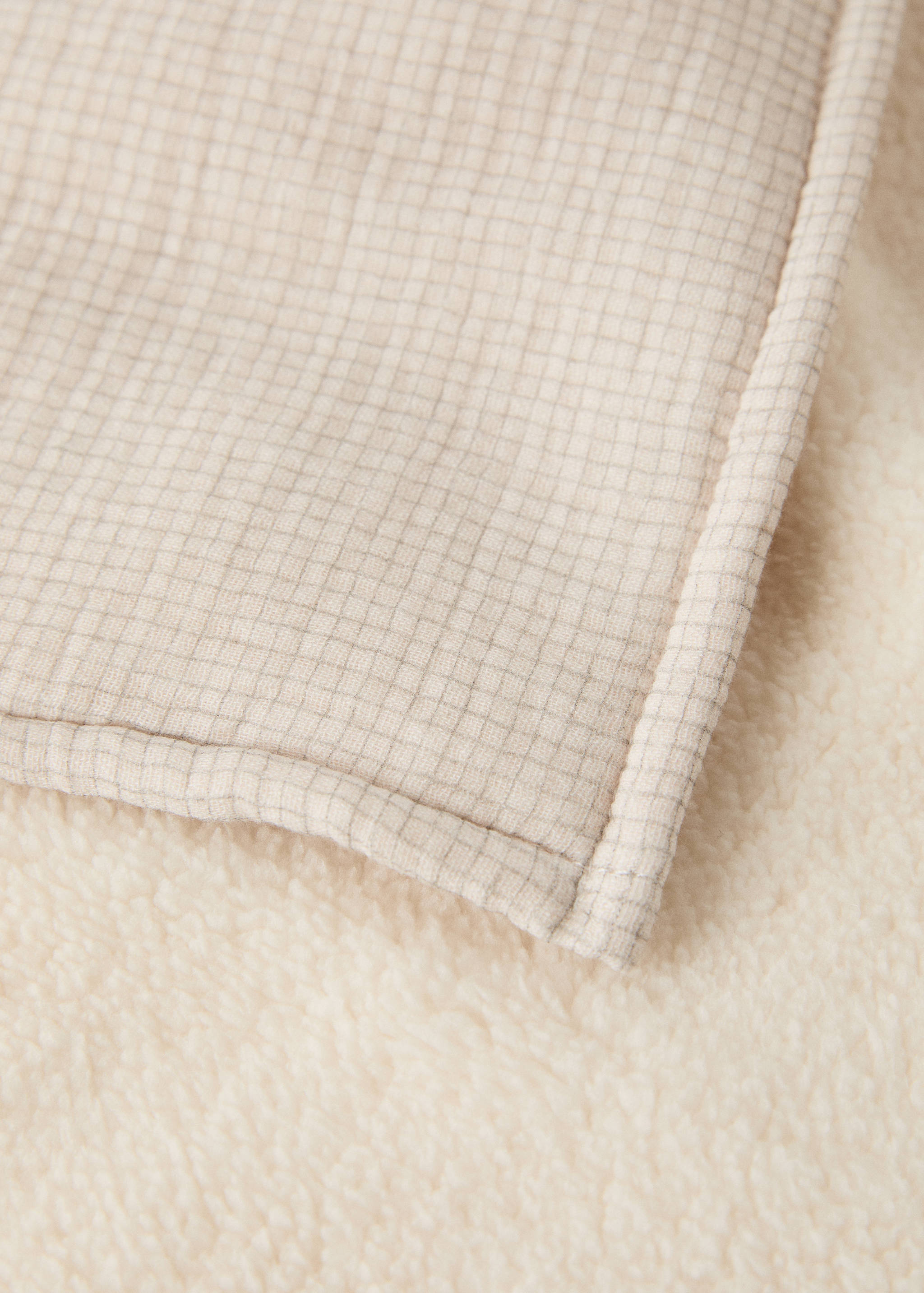 Reversible children’s fleece blanket - Details of the article 1