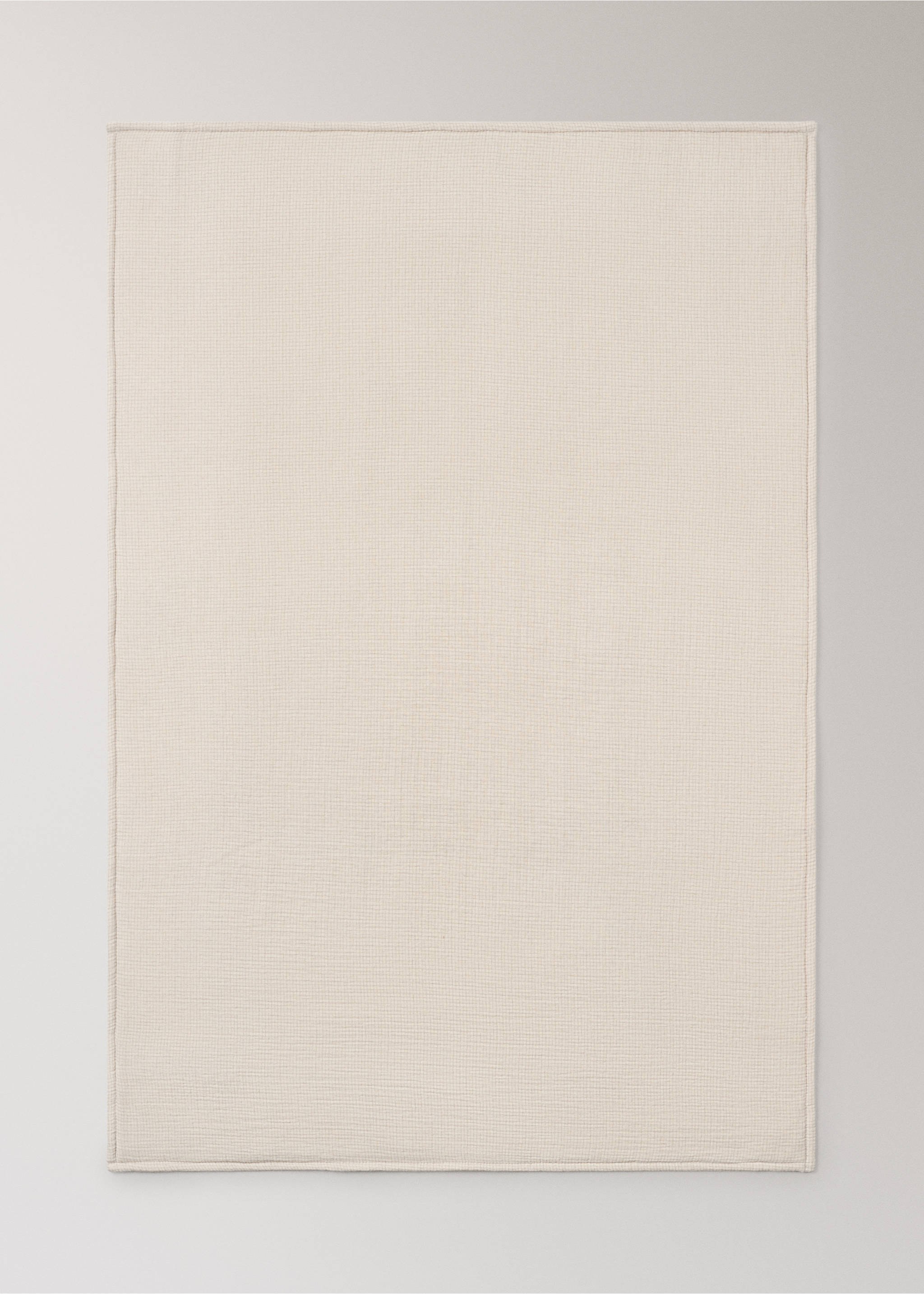 Reversible children’s fleece blanket - Details of the article 3, Light/Pastel Grey. Ref: 17073824-00.