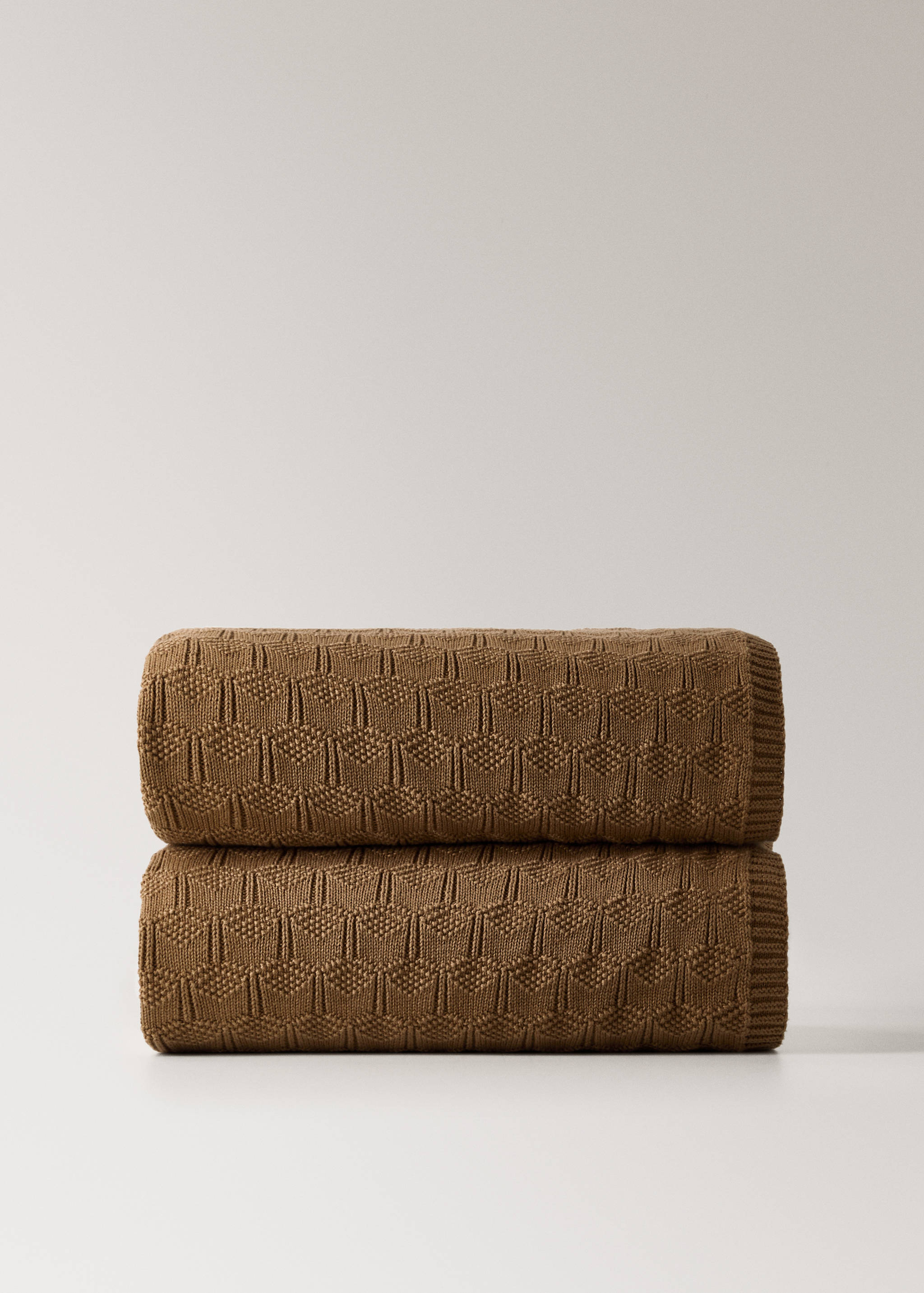 100% cotton children's blanket with eyelet detail - Article without model