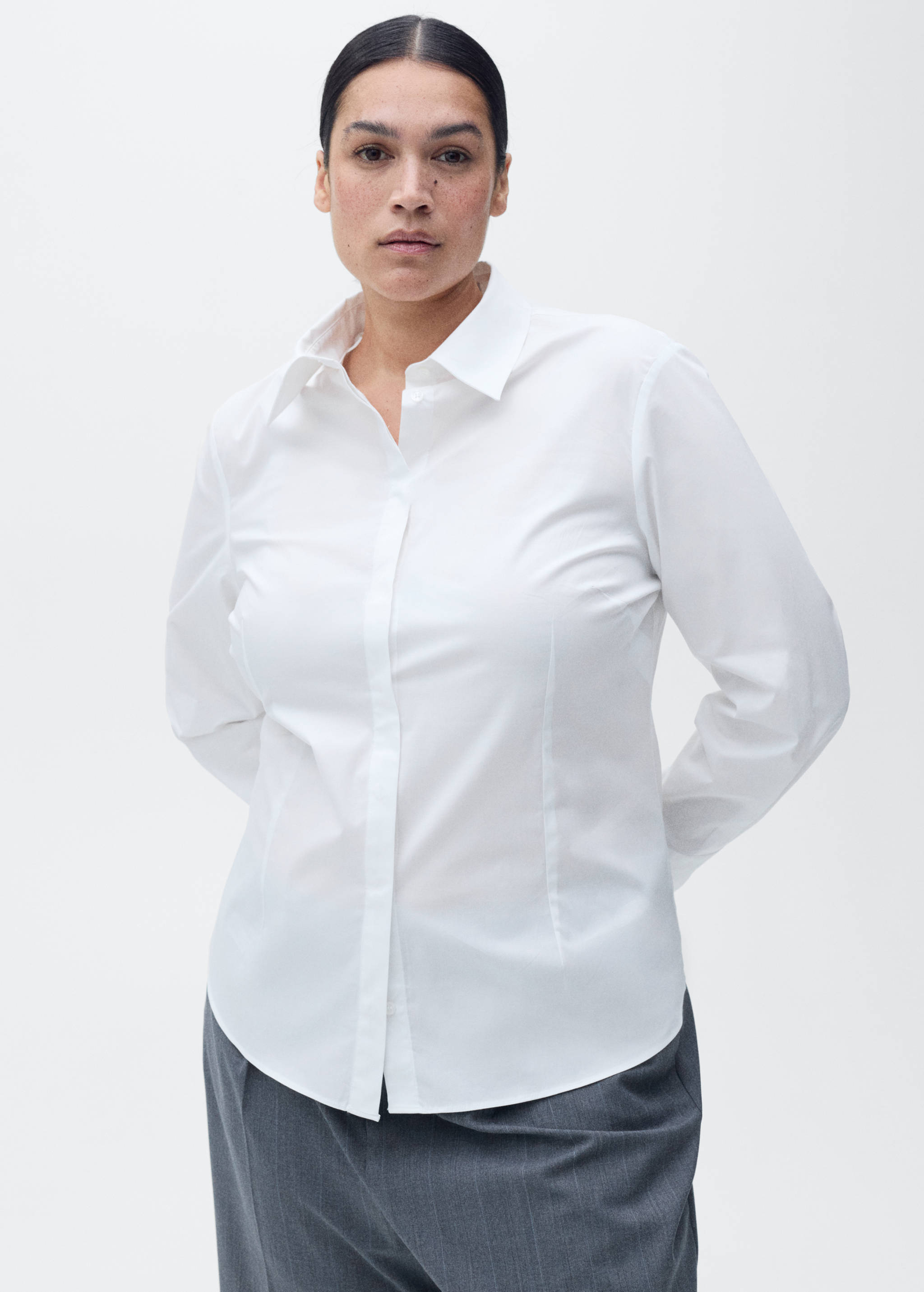 Slim-fit poplin shirt - Details of the article 4