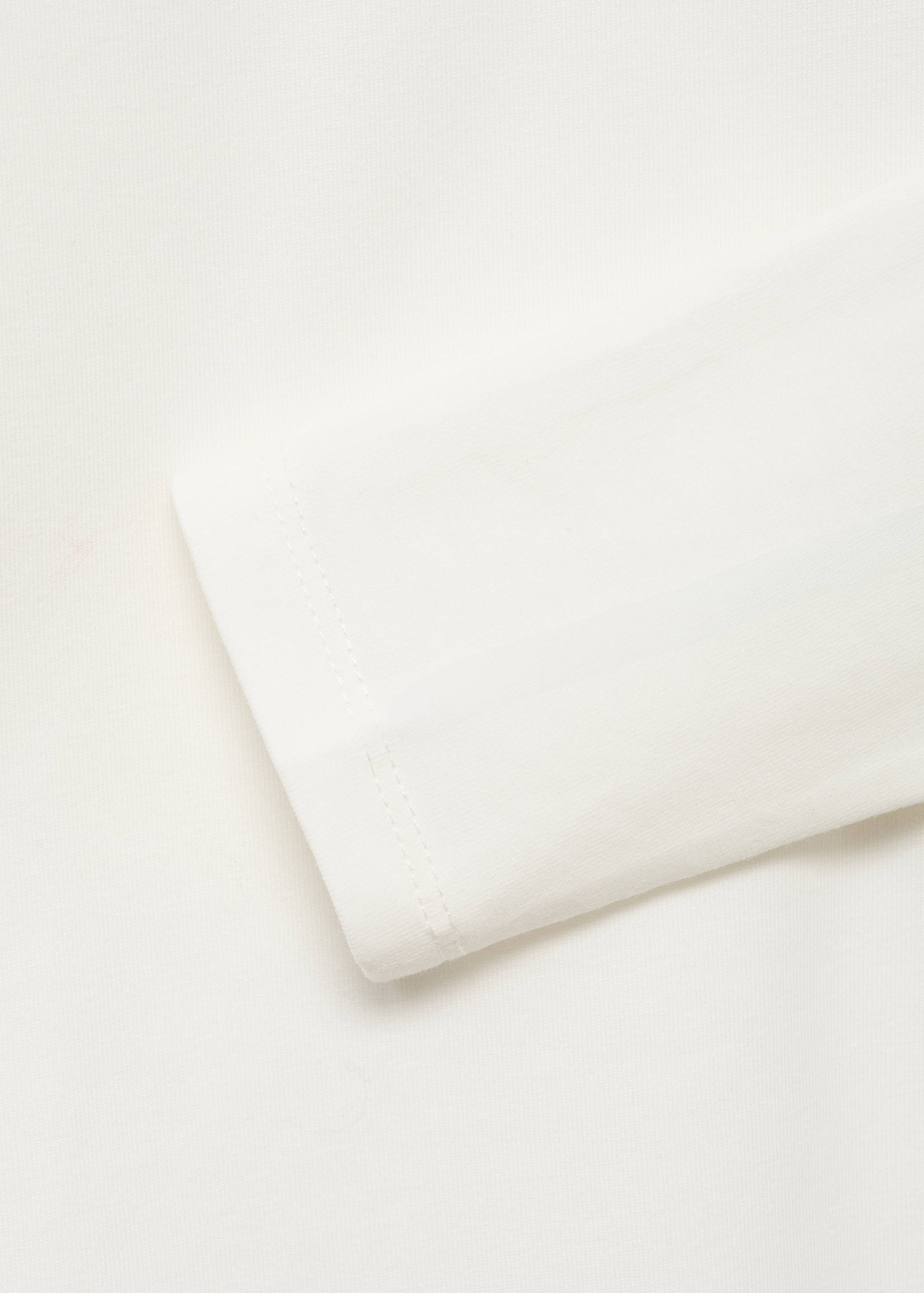 Turtleneck long-sleeved t-shirt - Details of the article 0