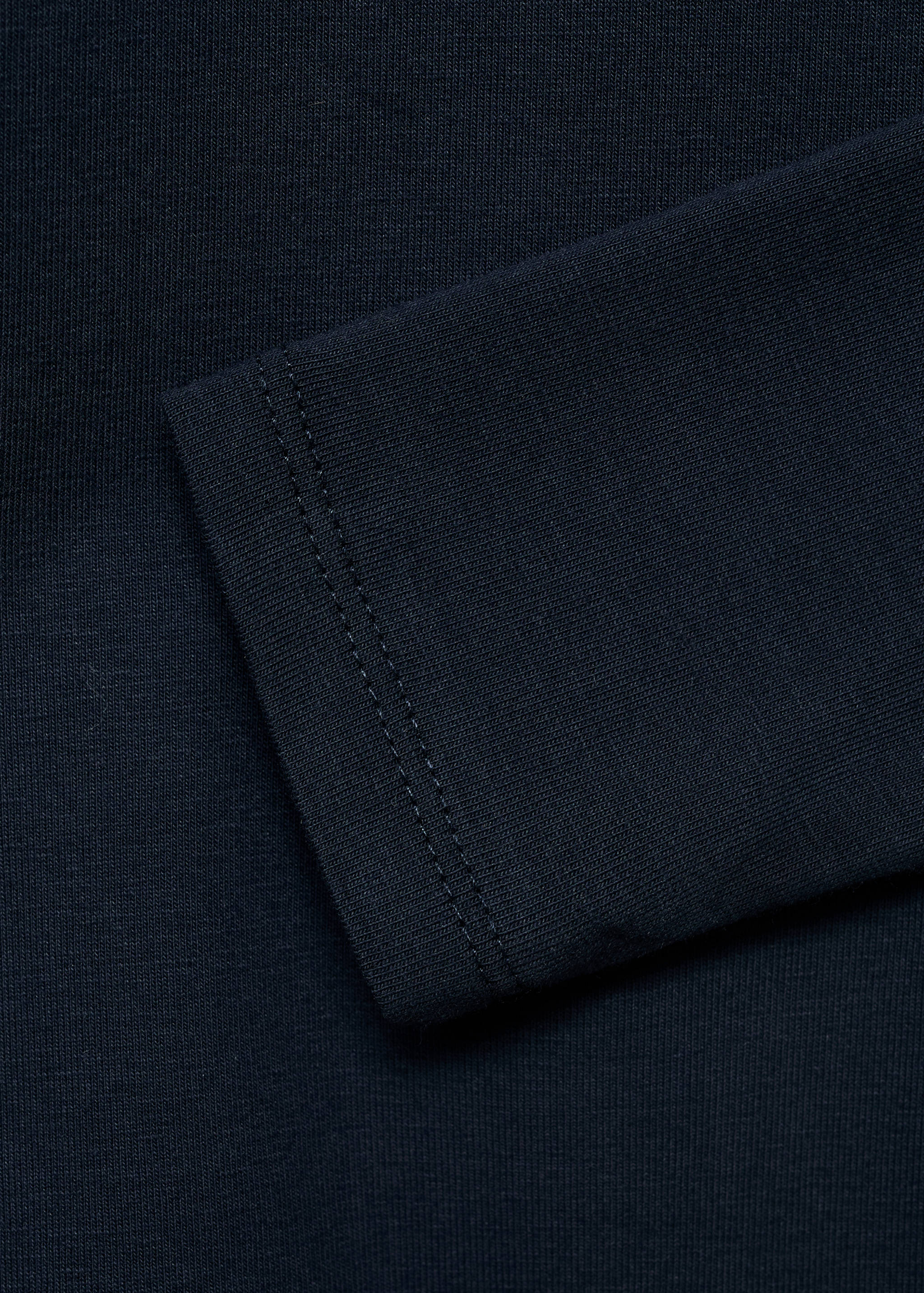 Turtleneck long-sleeved t-shirt - Details of the article 0