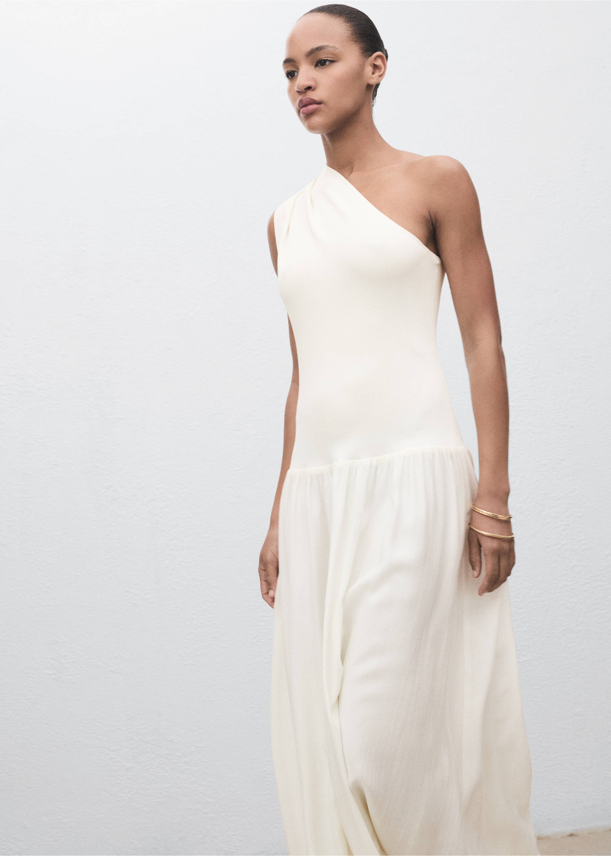 Asymmetrical combined knitted dress - Medium plane, Ecru. Ref: 17074081-00.