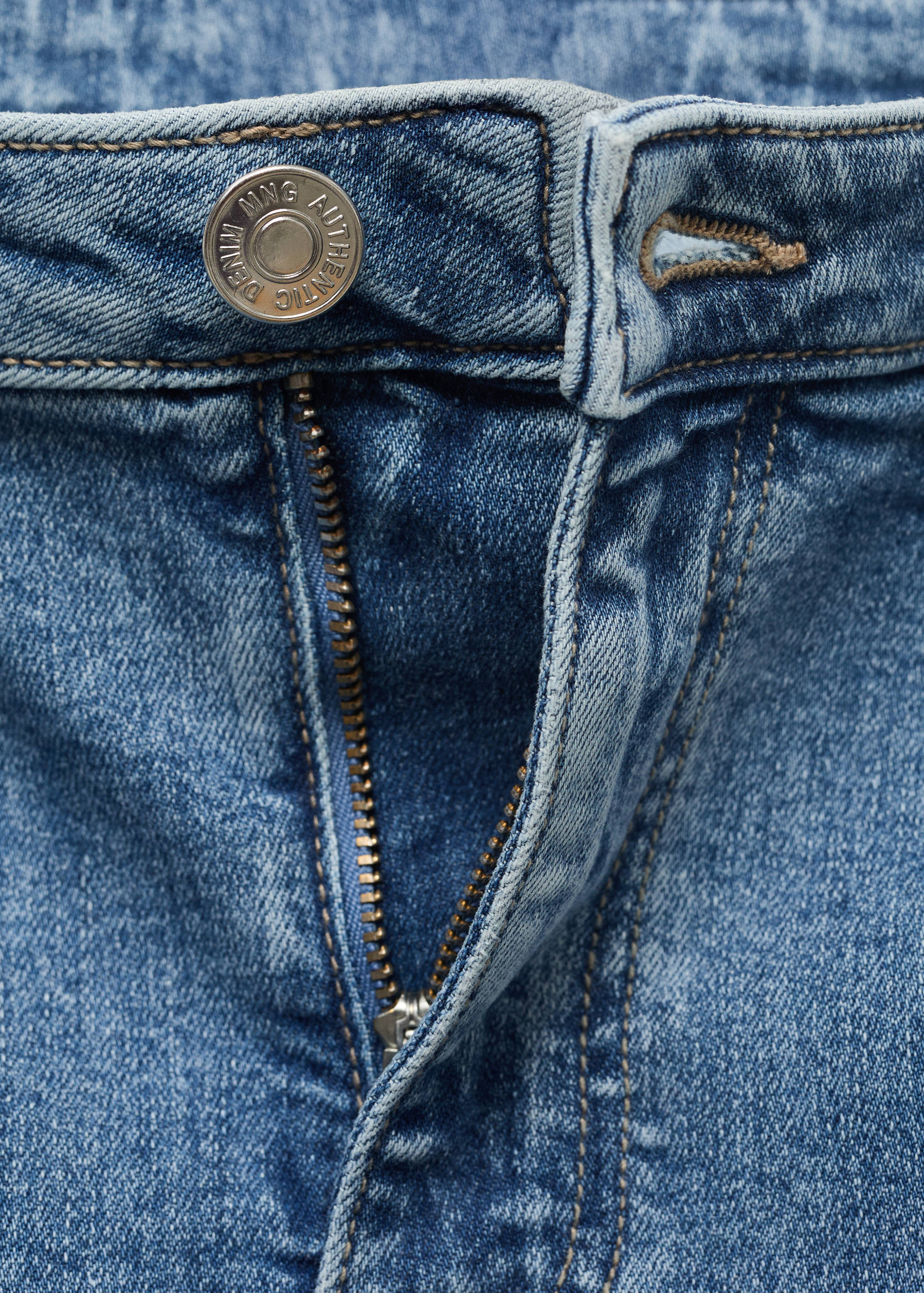 Довга джинсова спідниця з декоративними швами - Детальніше про товар 8